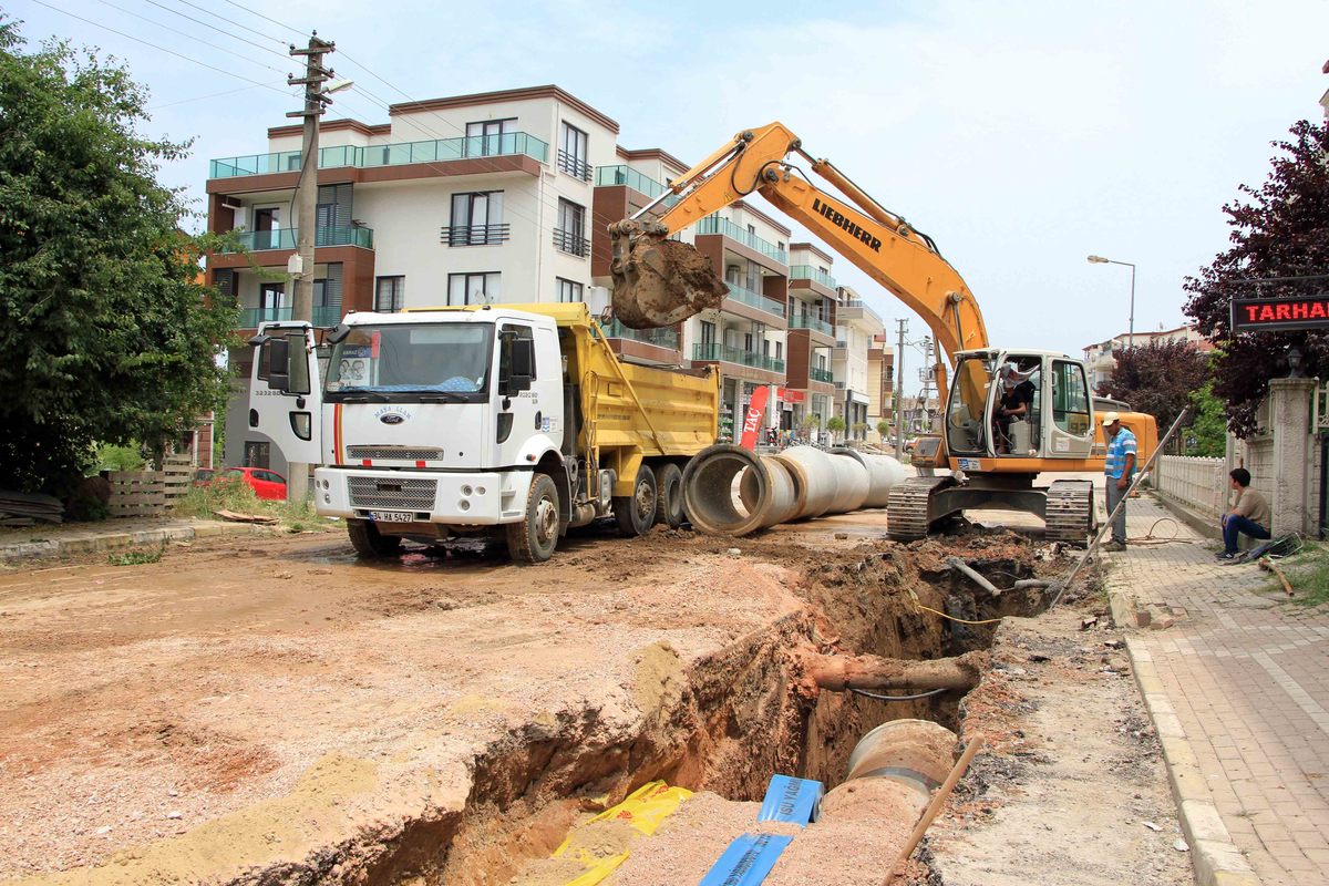 BAŞİSKELE’NİN ALTYAPISI ELDEN GEÇİYOR: 140 KM ALTYAPI 