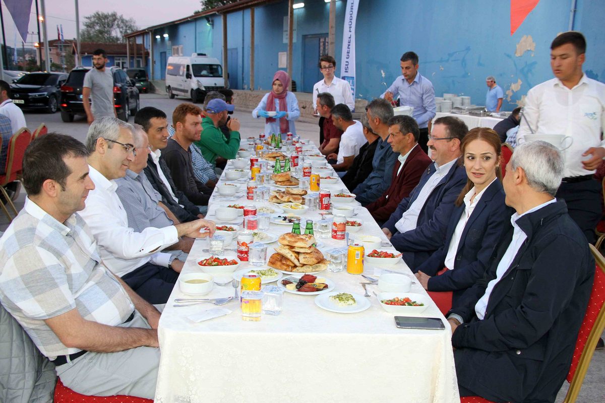 KANDIRA ŞUBE MÜDÜRLÜĞÜ İFTARI YAPILDI