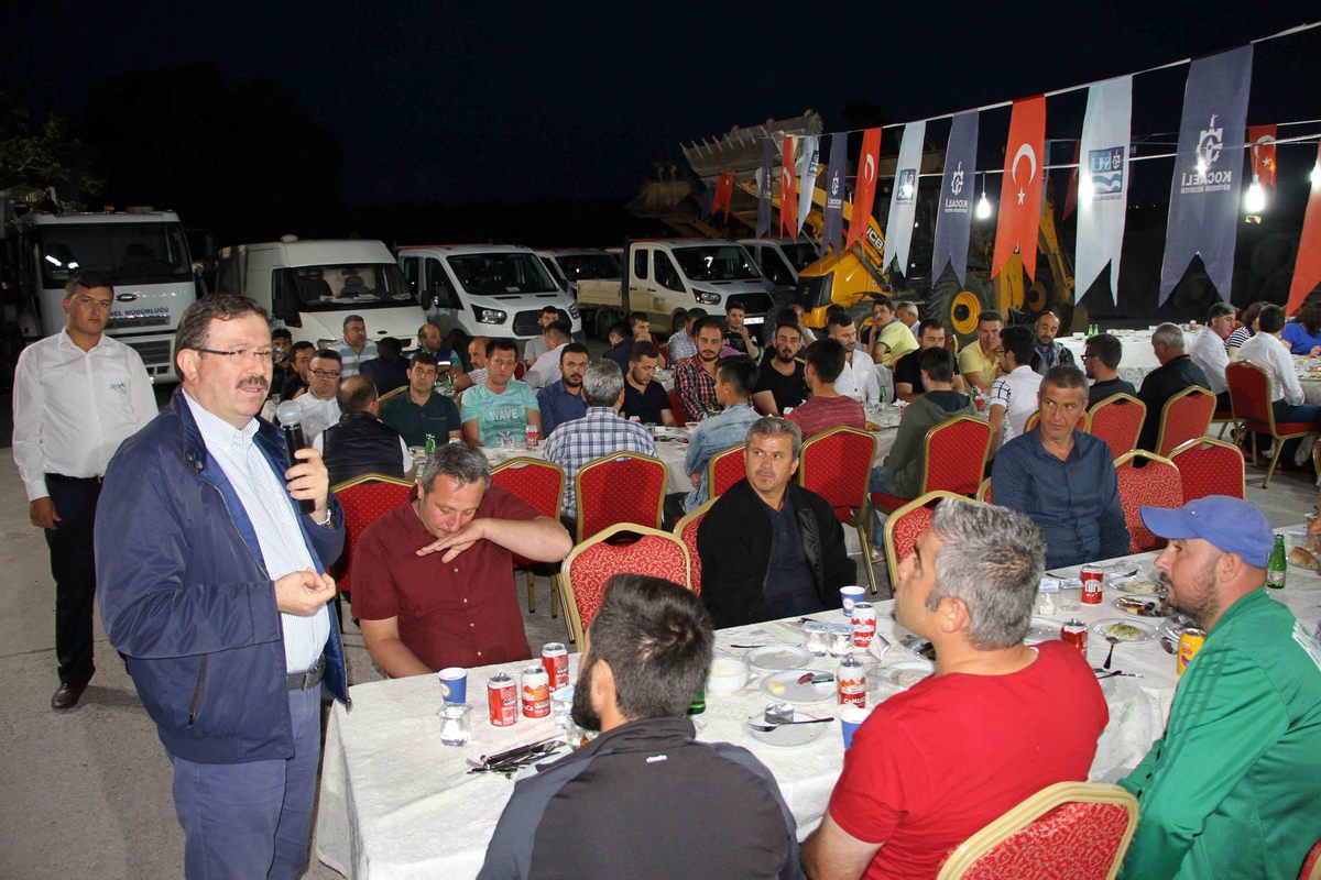 KANDIRA ŞUBE MÜDÜRLÜĞÜ İFTARI YAPILDI