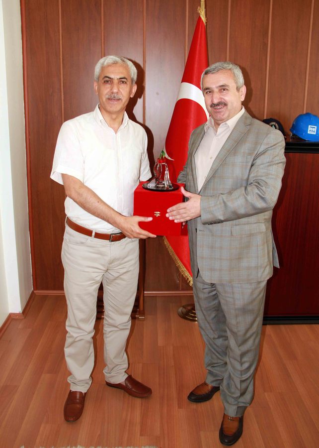 GENEL MÜDÜR SAĞLIK’A KÖRFEZ BELEDİYE BAŞKANINDAN ZİYARET