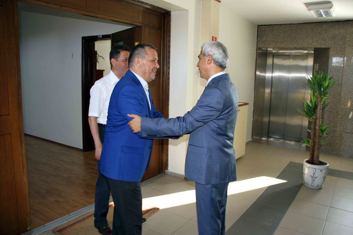 KOCAELİ KANDIRALILAR DERNEĞİ’NDEN HAYIRLI OLSUN ZİYARETİ