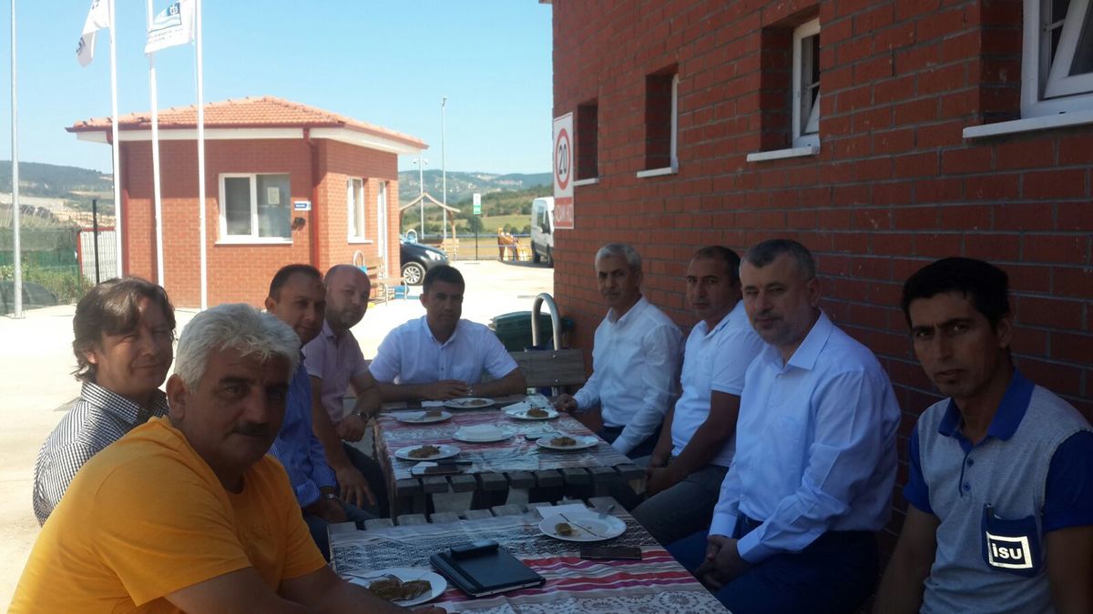 GENEL MÜDÜR ALİ SAĞLIK, GÖREV BAŞINDAKİ EKİPLERLE BAYRAMLAŞTI.