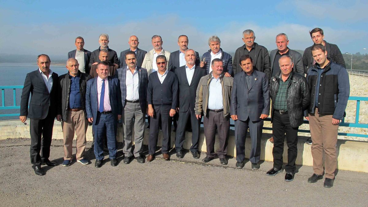 KARTEPE MAHALLE MUHTARLARI İSU TESİSLERİNİ YERİNDE İNCELEDİ.
