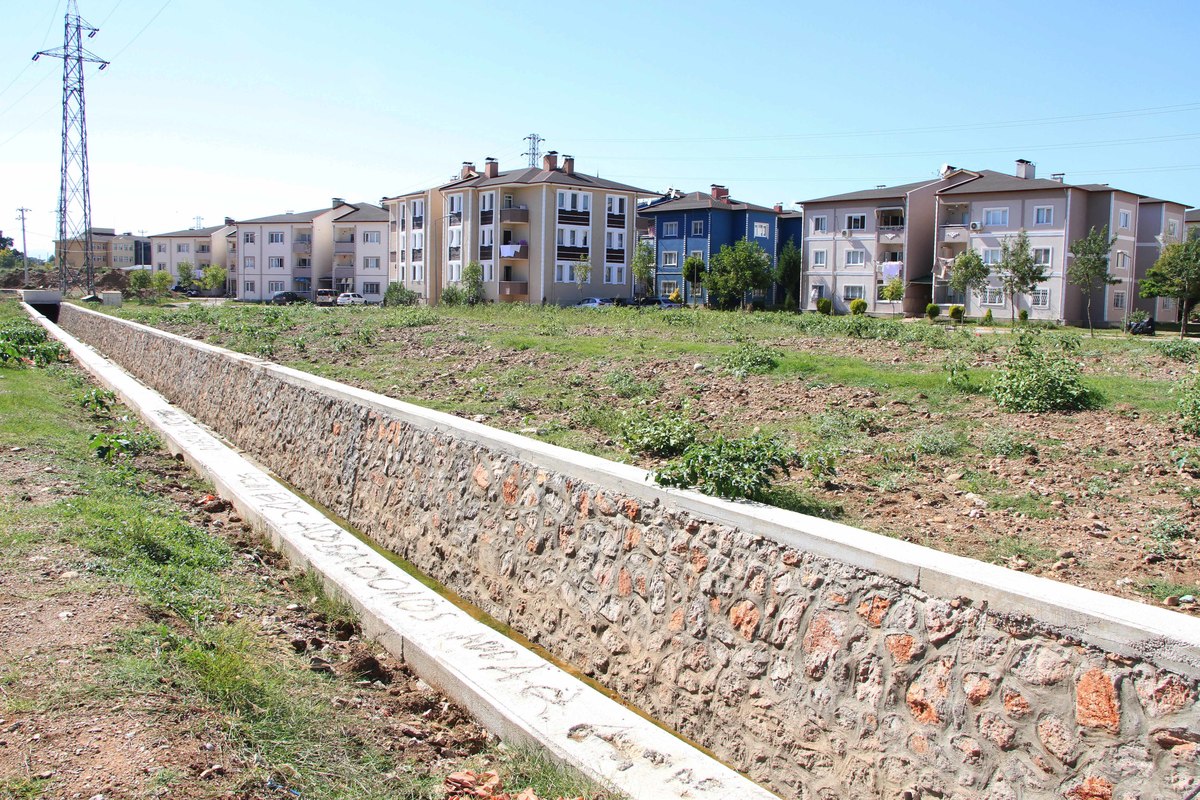 KARTEPE BAHÇELİEVLER’DE YAĞMURSUYU PROBLEMİNE SON 
