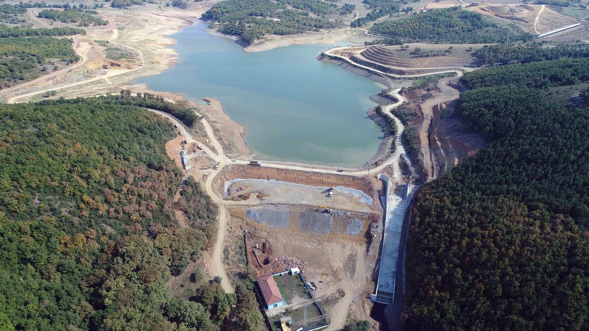 GEBZE DENİZLİ GÖLETİ KAPASİTE ARTIRMA ÇALIŞMALARI SÜRÜYOR.