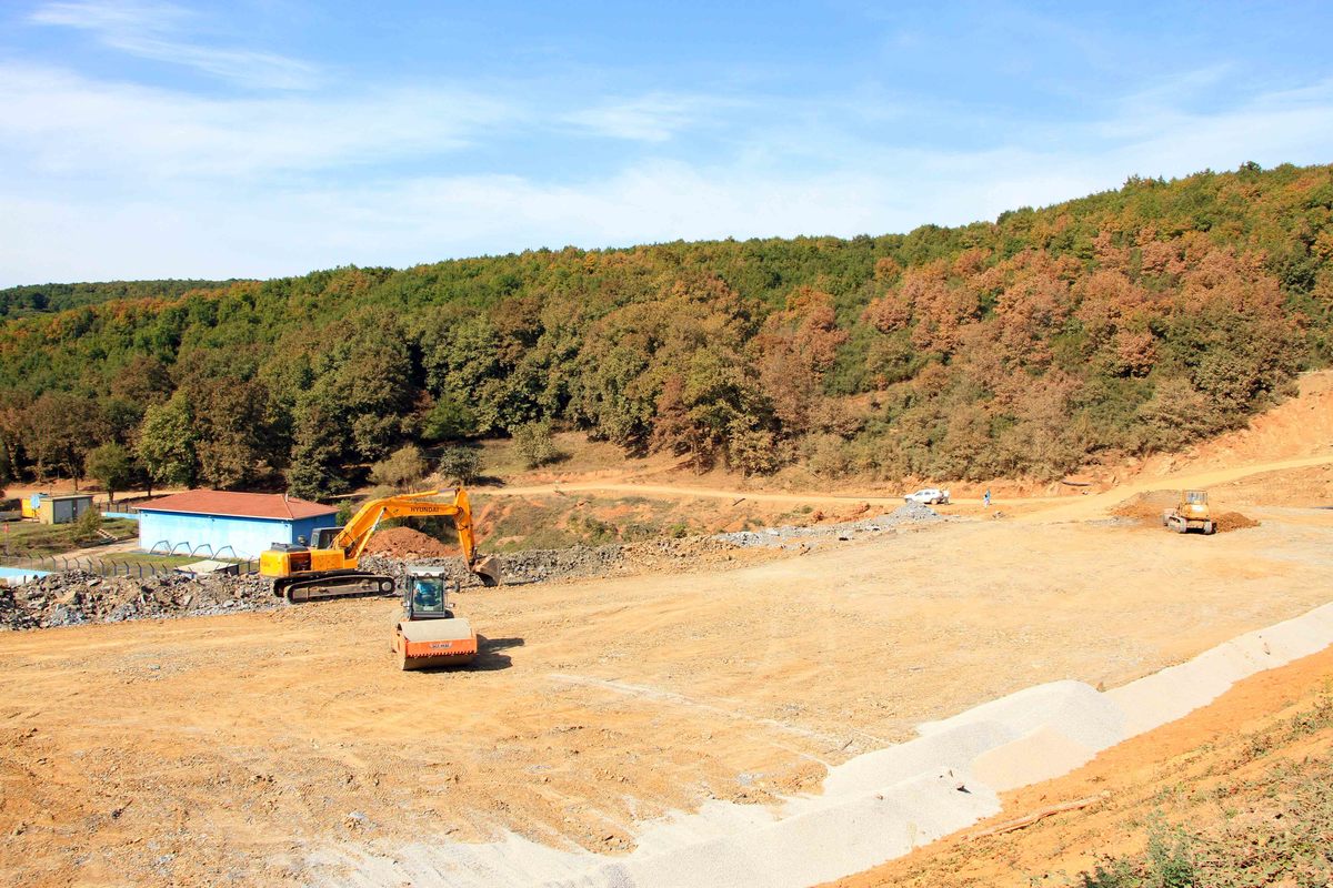 GEBZE DENİZLİ GÖLETİ KAPASİTE ARTIRMA ÇALIŞMALARI SÜRÜYOR.