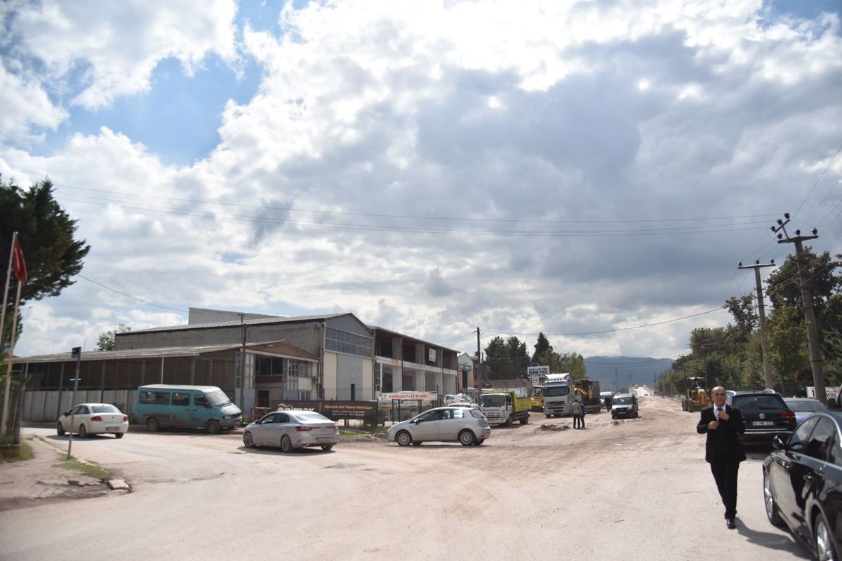 KARTEPE'DE ALTYAPI YATIRIMLARI İNCELENDİ