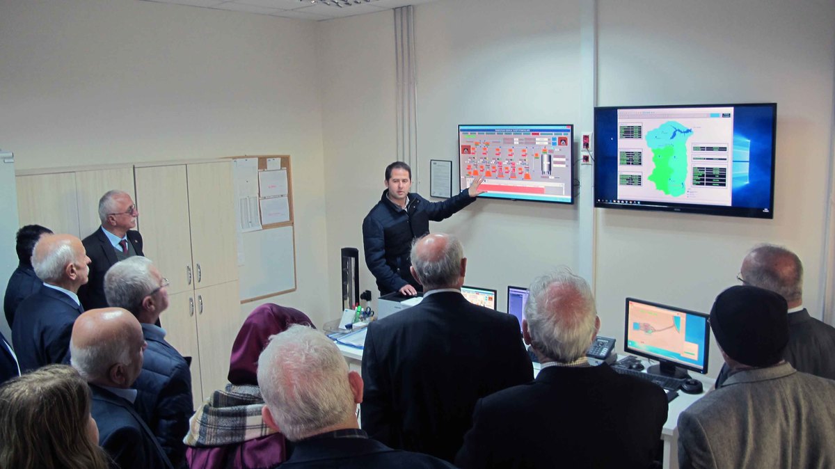 DERİNCE MAHALLE MUHTARLARI YATIRIMLARI GEZDİ