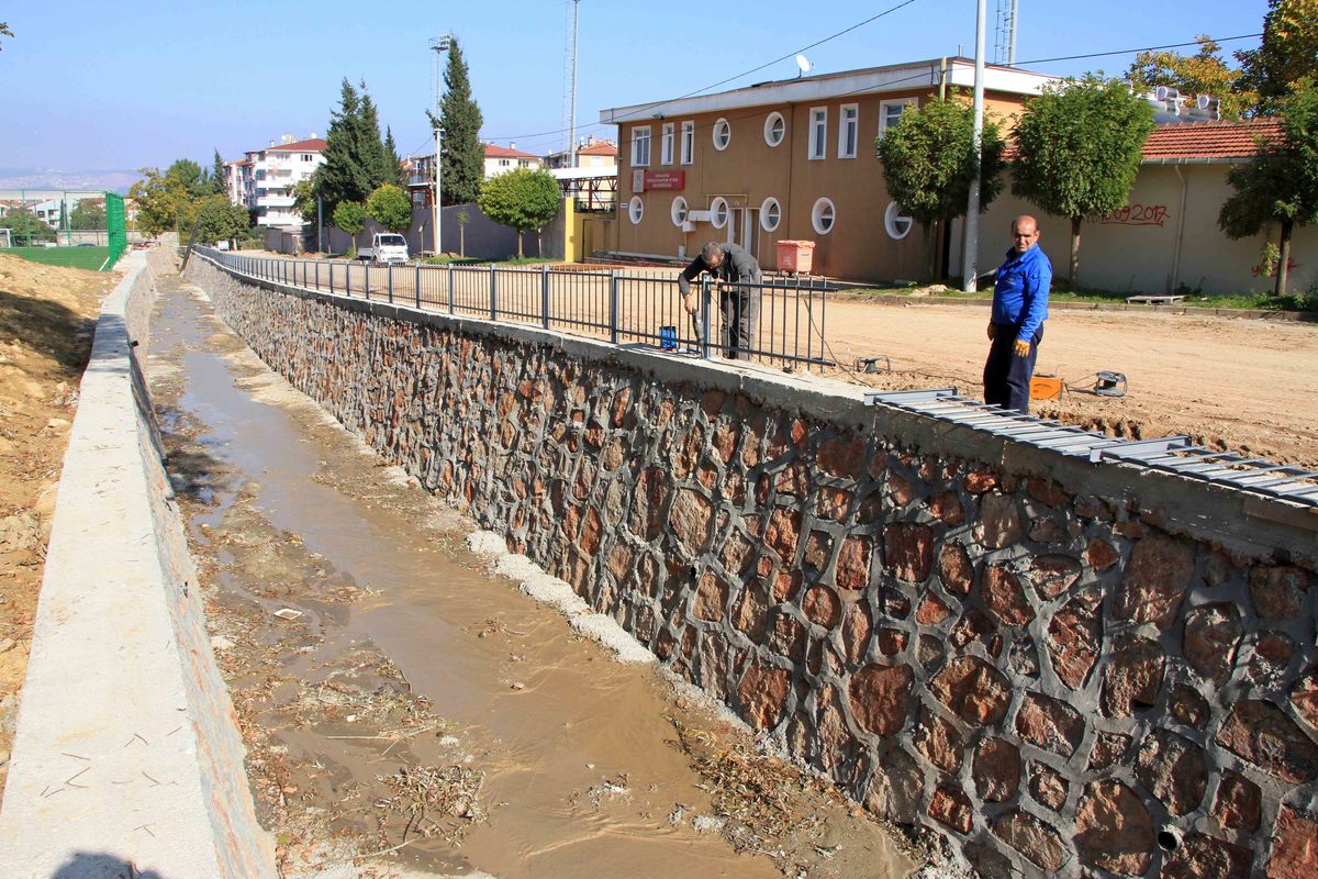 KARAMÜRSEL VE BAŞİSKELE’DE DERE ISLAHLARI