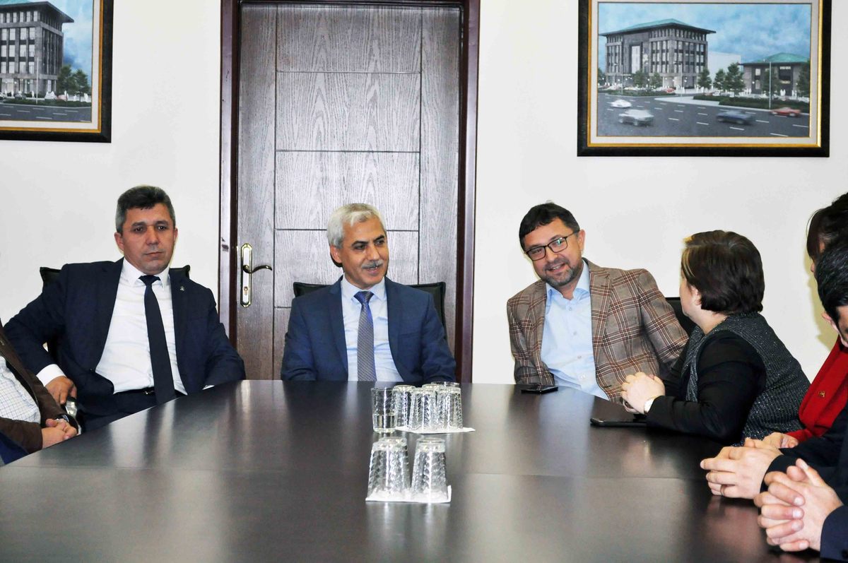 AK PARTİ KANDIRA TEŞKİLATINDAN HAYIRLI OLSUN ZİYARETİ