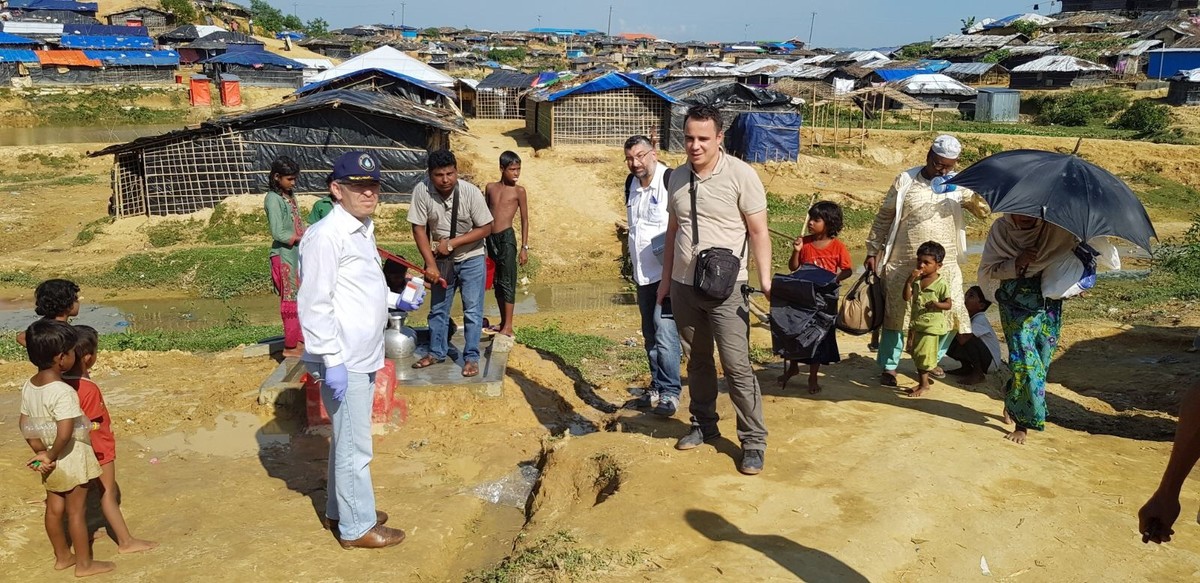 İSU, BANGLADEŞ’ TE ARAKAN MÜLTECİ KAMPINDA SU KUYULARI AÇTI