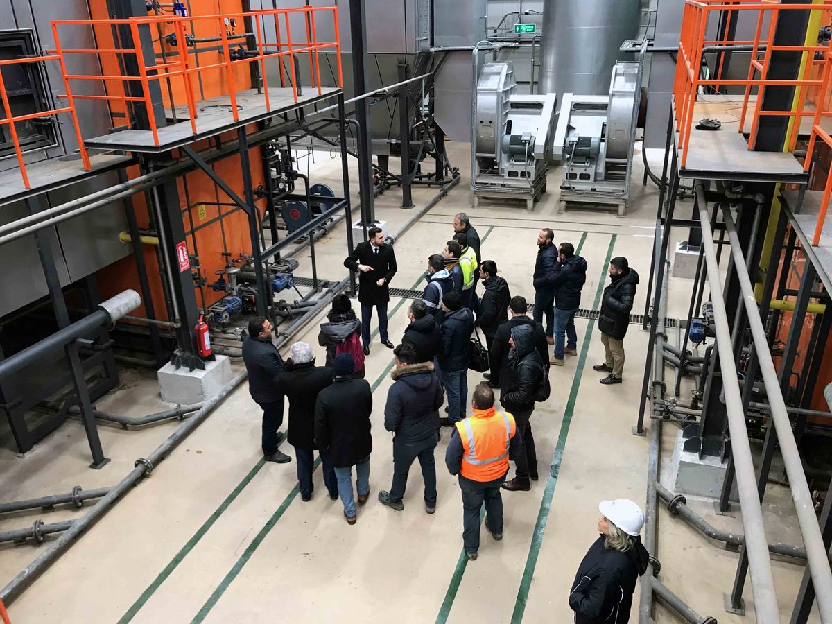 İSKİ YÖNETİCİLERİ İSU KULLAR ÇAMUR YAKMA TESİSİNİ İNCELEDİ.