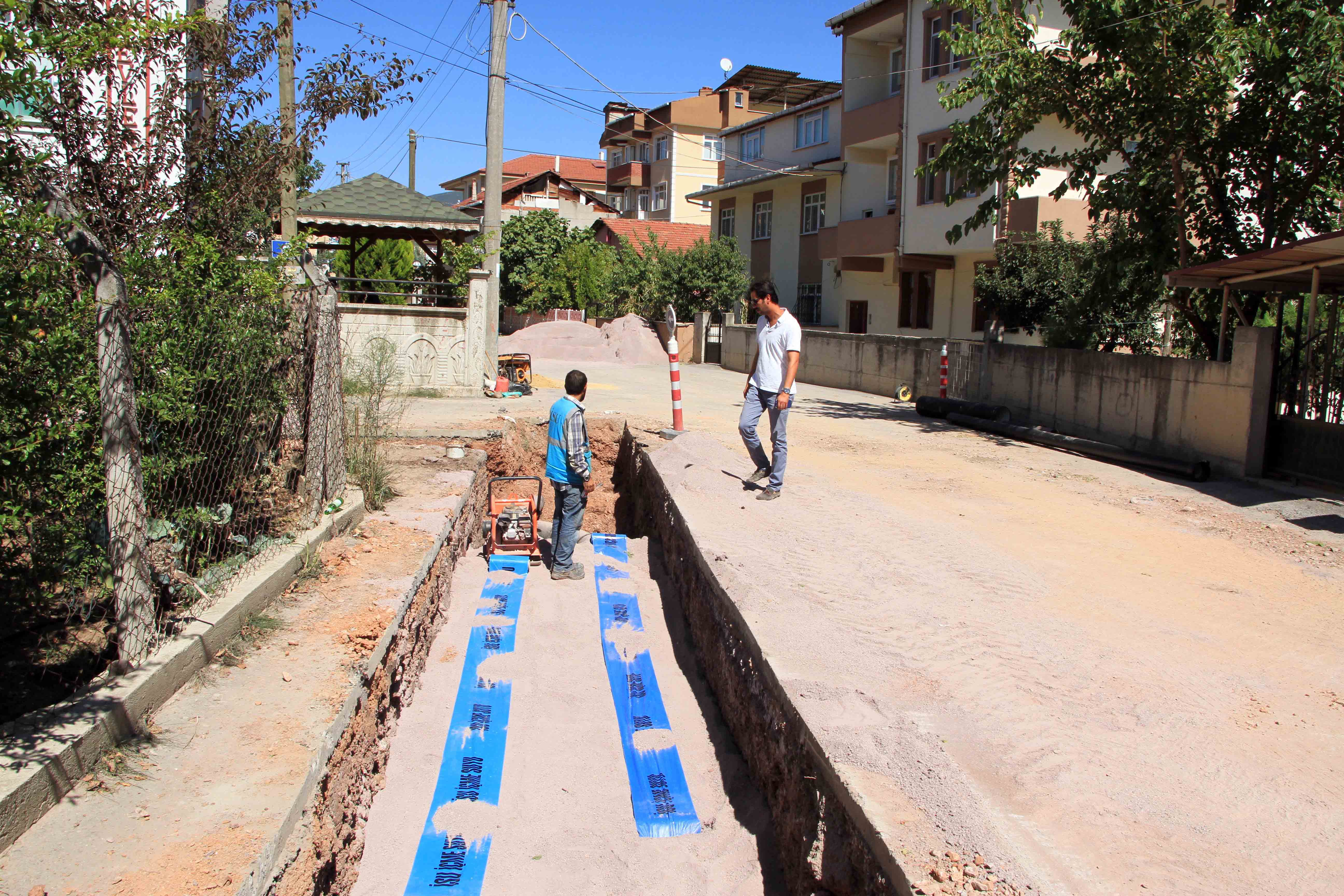 DERİNCE’YE HAYAT KATAN ALTYAPI YATIRIMI SÜRÜYOR