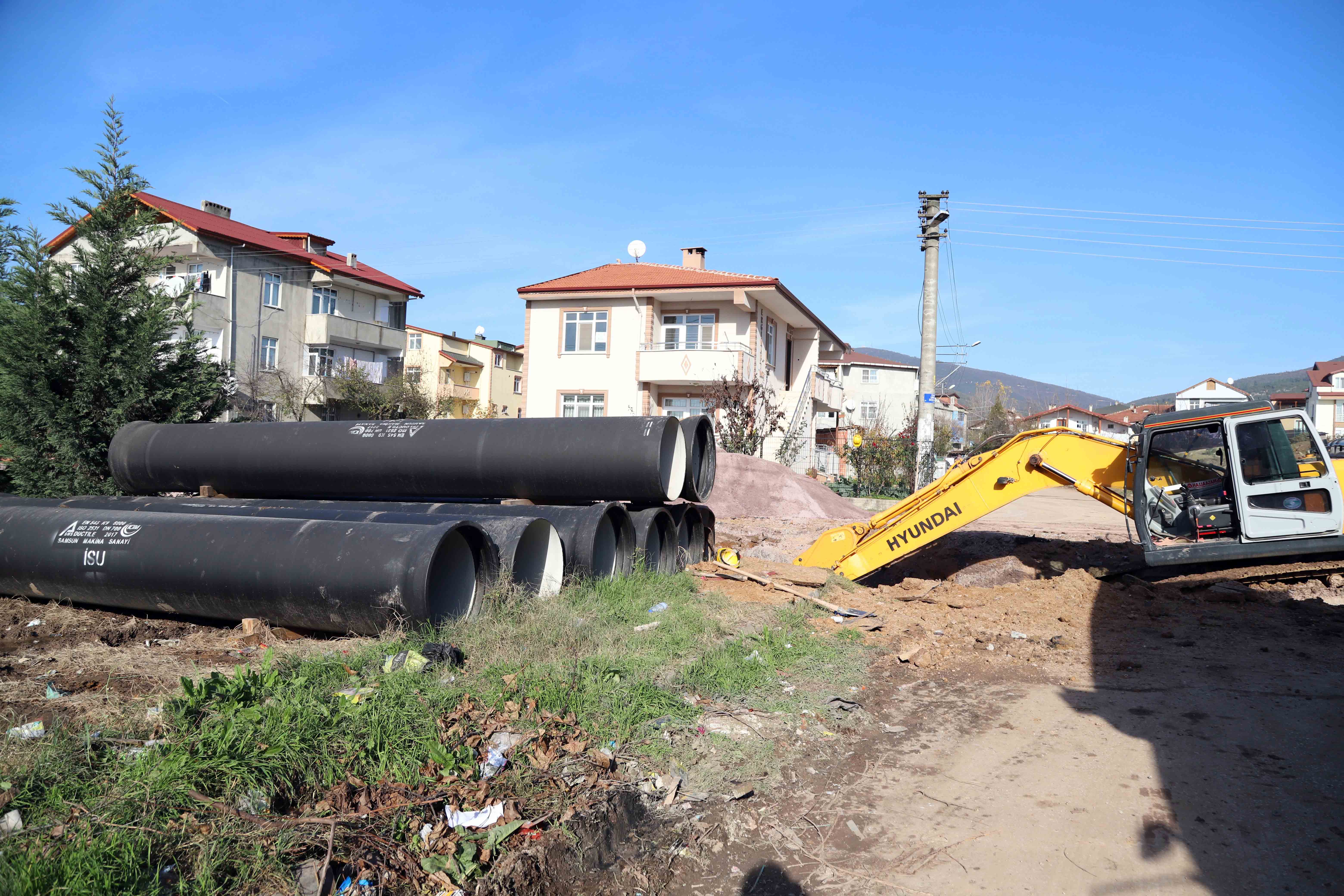 DERİNCE’YE HAYAT KATAN ALTYAPI YATIRIMI SÜRÜYOR