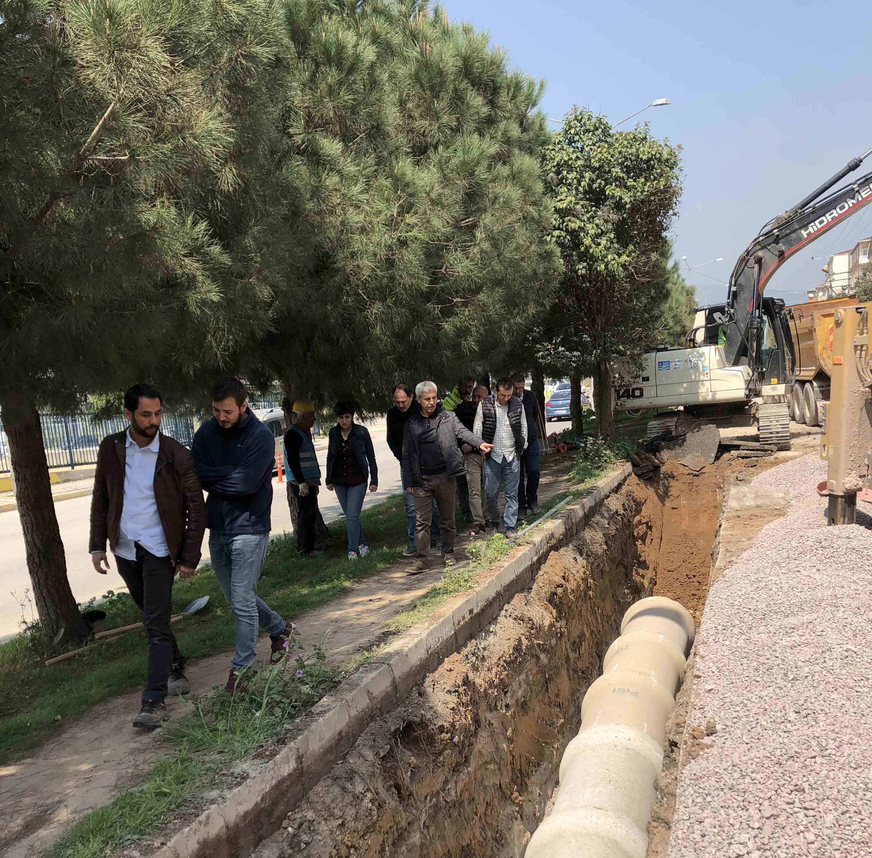 DERİNCE’YE HAYAT KATAN ALTYAPI YATIRIMI SÜRÜYOR