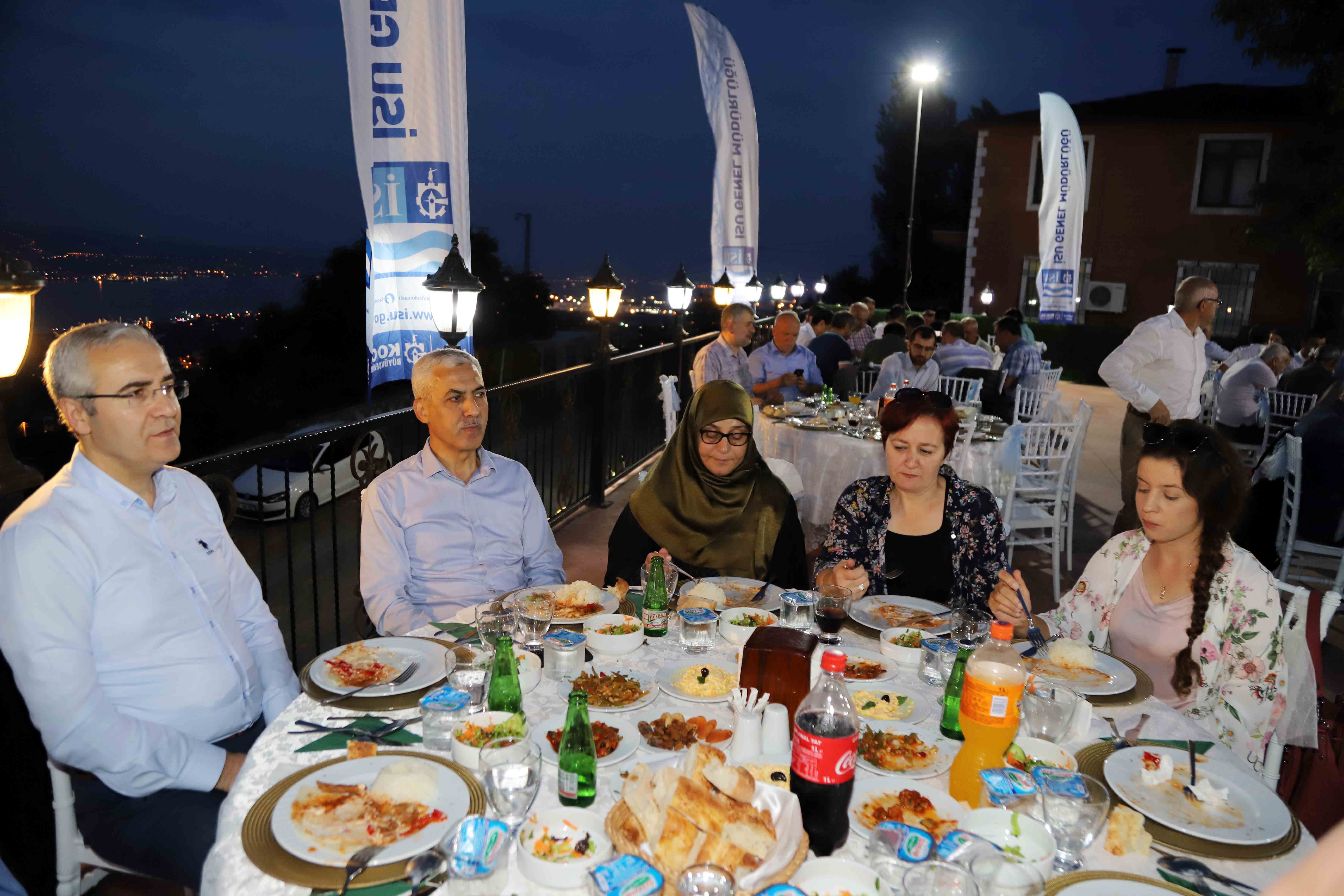 İSU’NUN SON İFTARI GÖLCÜK’TE YAPILDI