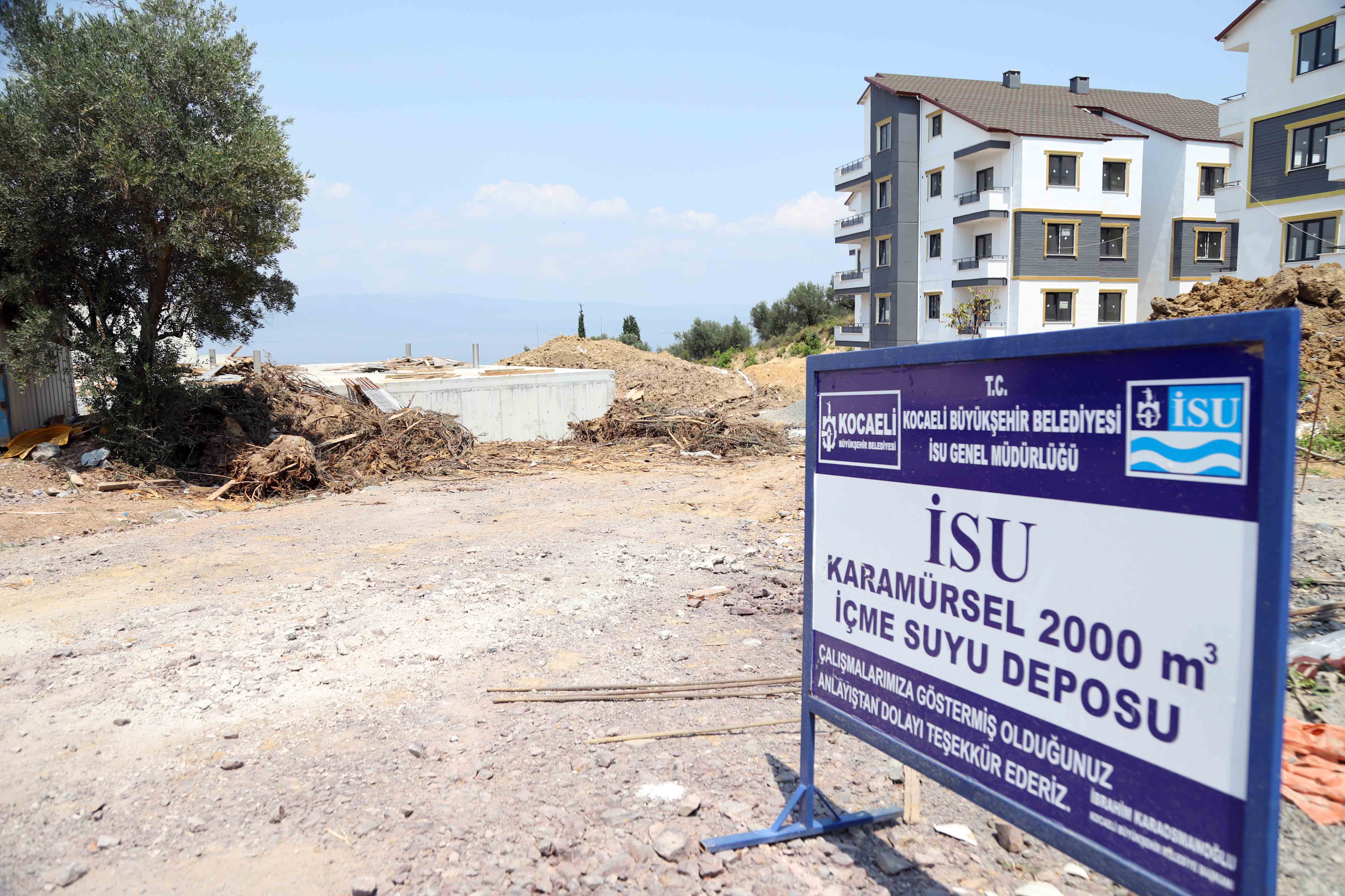 KARAMÜRSEL’DE KESİNTİSİZ SU İÇİN  DEPOLAR İNŞA EDİLİYOR