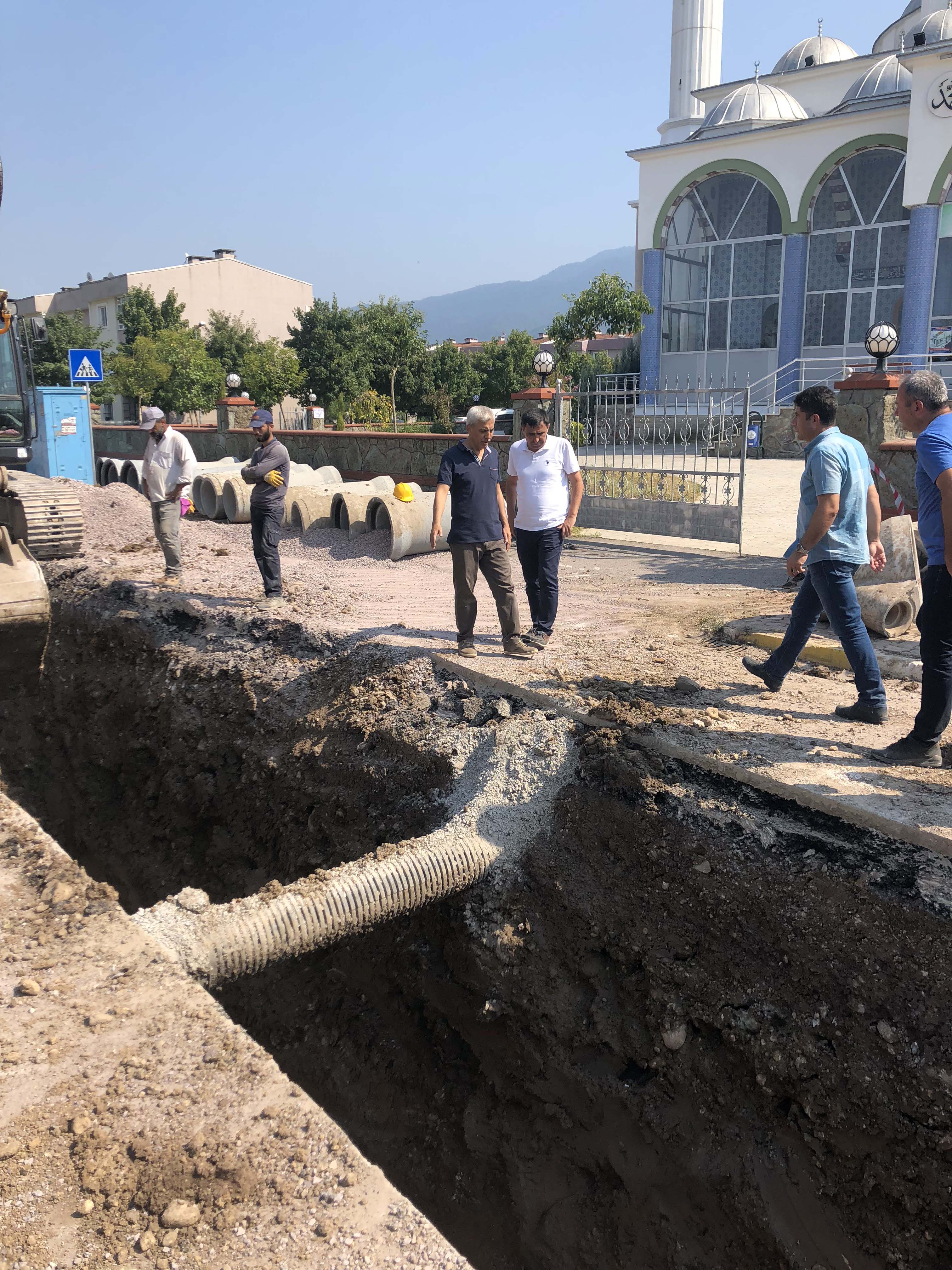 KARTEPE İLÇESİNİN  ALTYAPISI MODERNLEŞTİRİLİYOR