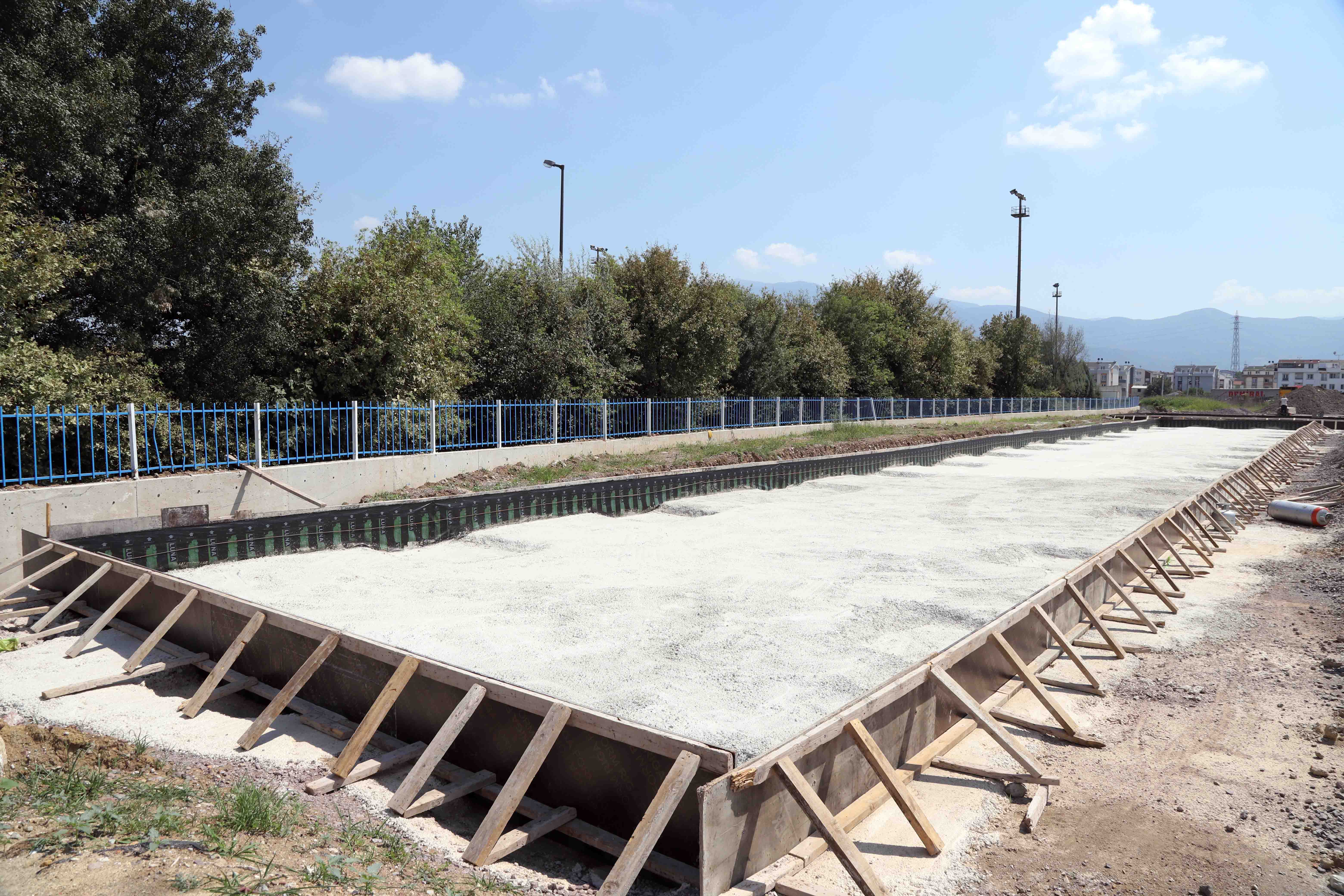 KARTEPE’DE ŞANTİYE  BİNALARI İNŞA EDİLİYOR