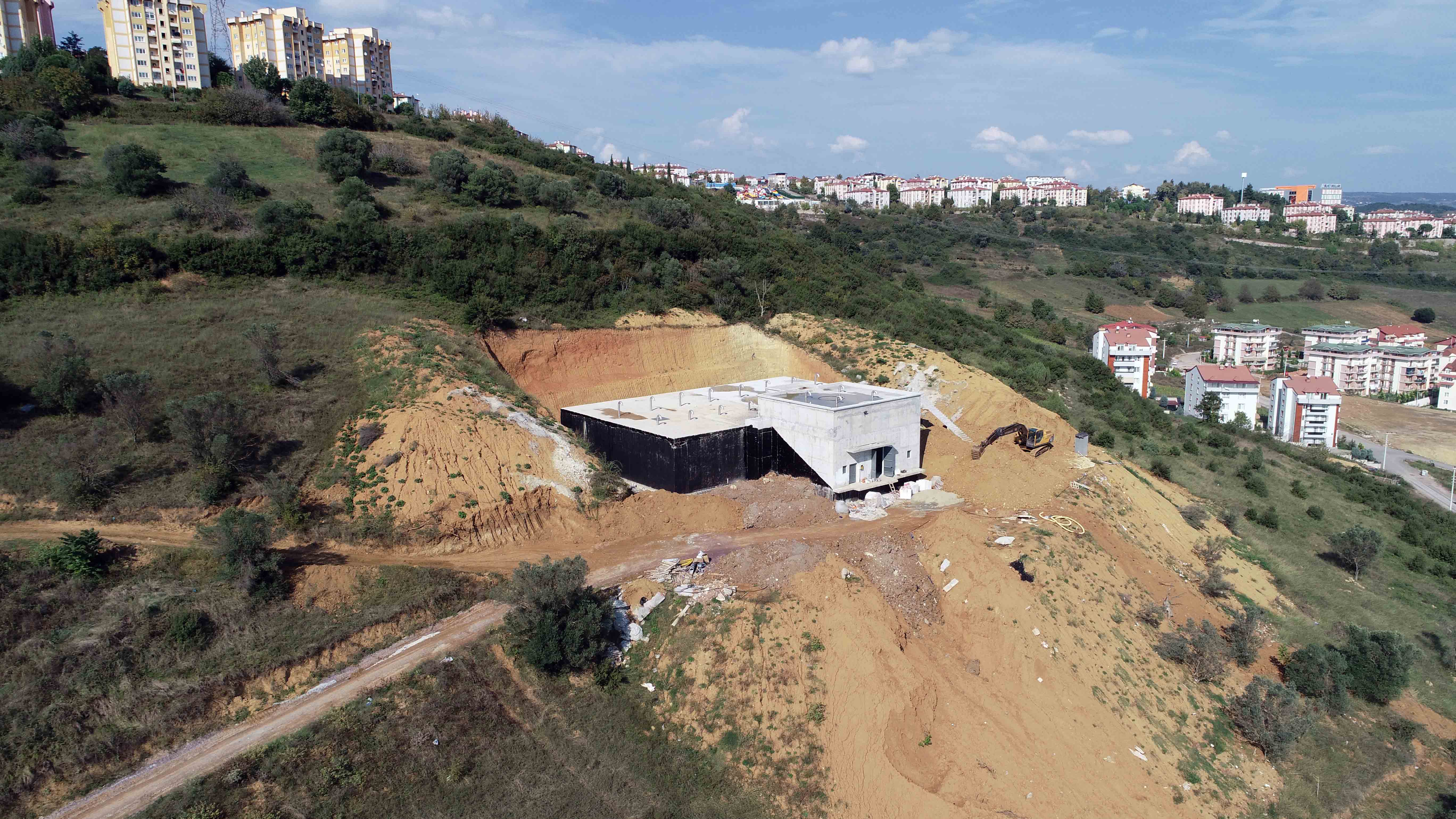 İSU İZMİT’TE 6 YENİ SU DEPOSU İNŞA EDİYOR