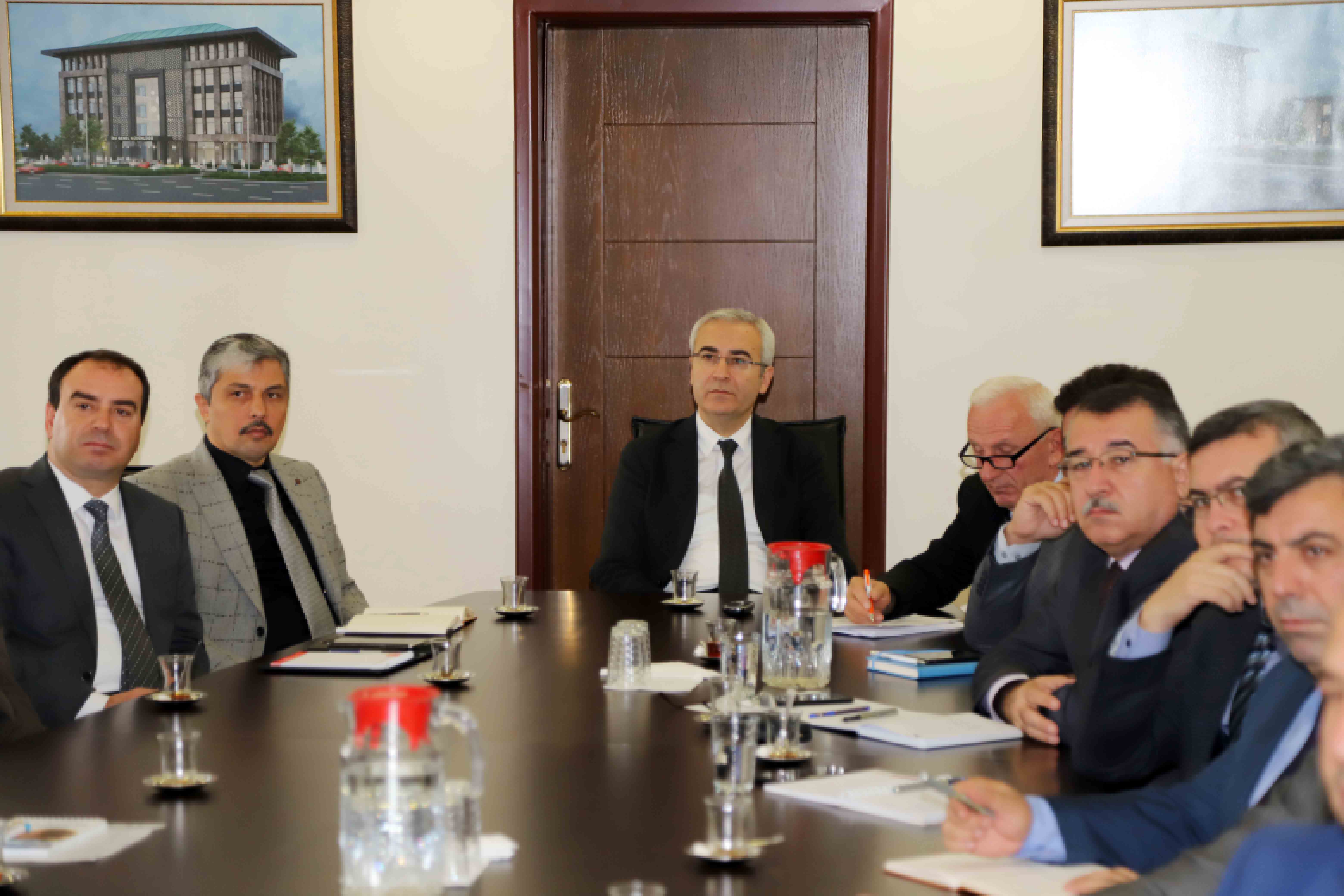 İSU EĞİTİM KURULU TOPLANTISI YAPILDI