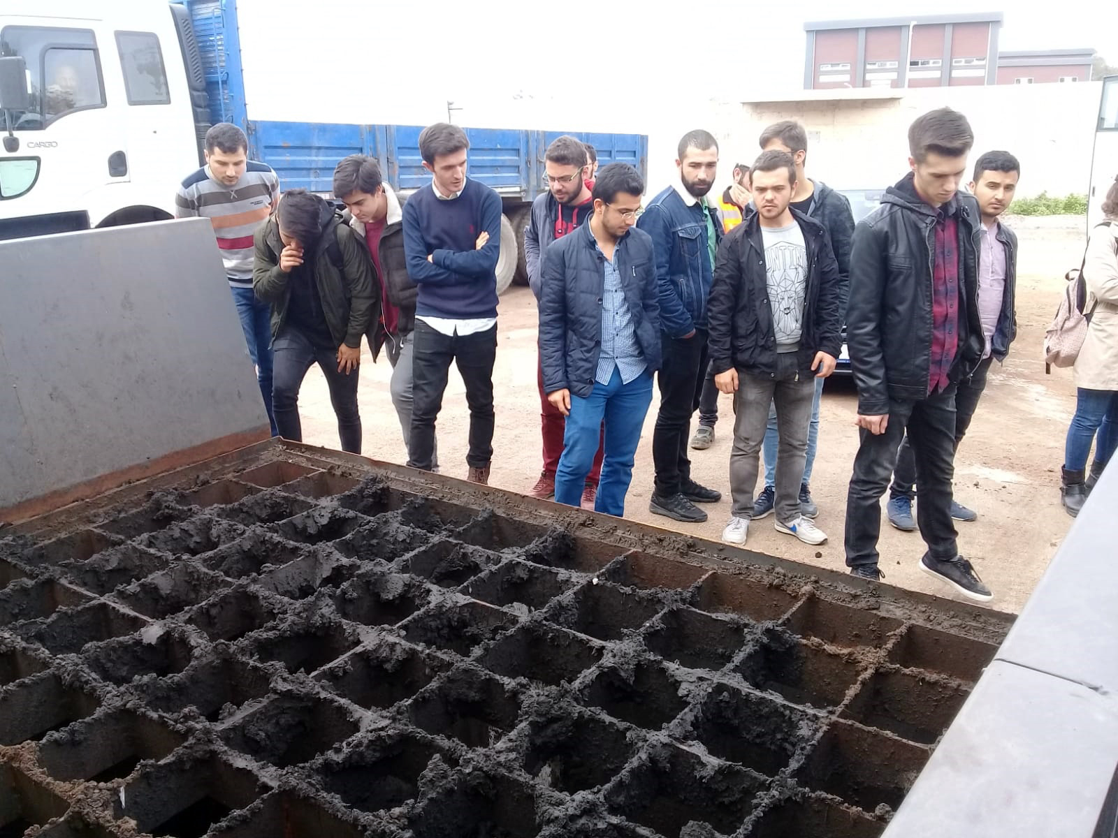İNŞAAT MÜHENDİSLERİ İSU’NUN YATIRIMLARINI YAKINDAN TAKİP EDİYOR