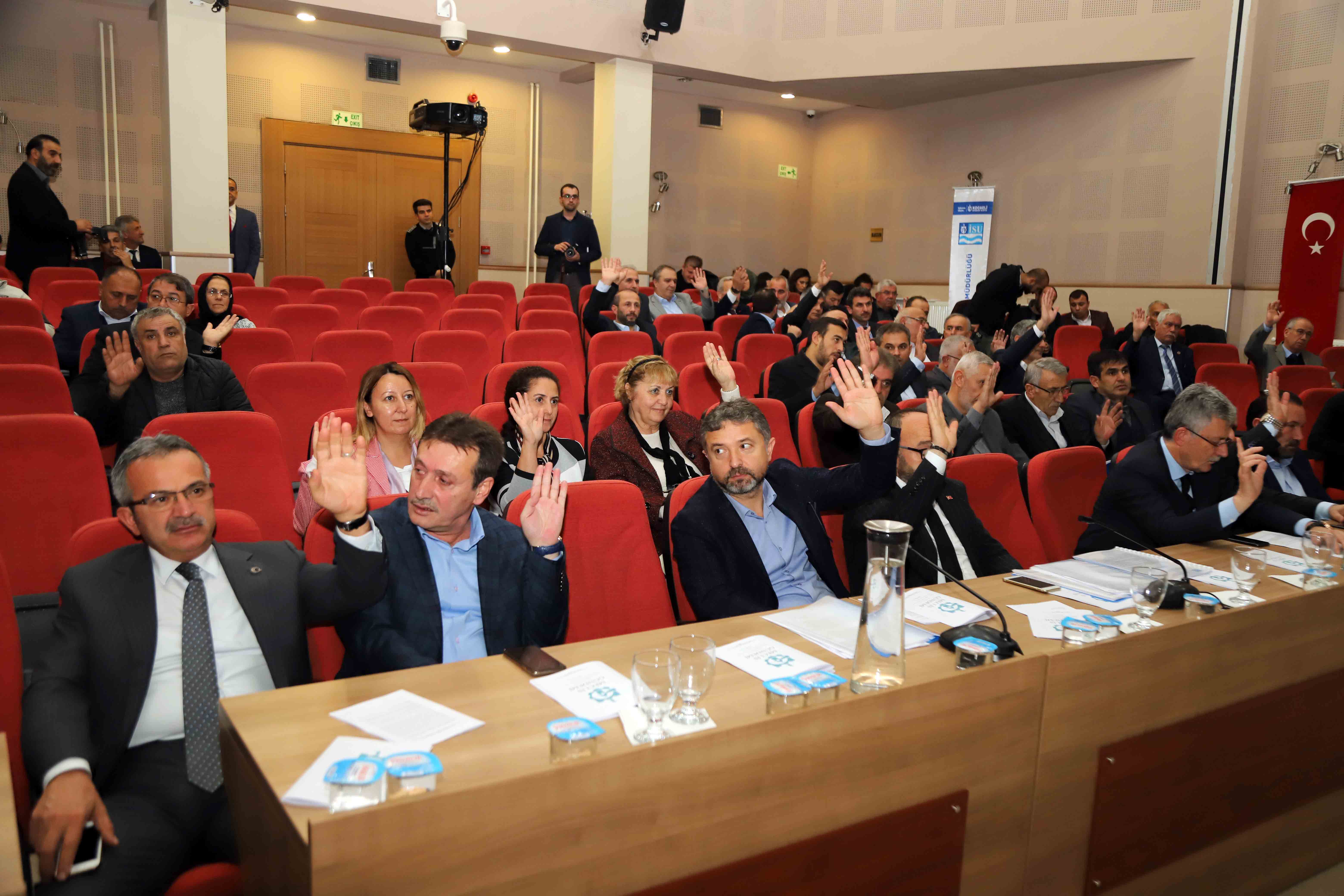 İSU’NUN İKİNCİ GENEL KURULU YAPILDI:2019 YILINDA SU FİYATINDA ARTIŞ OLMAYACAK