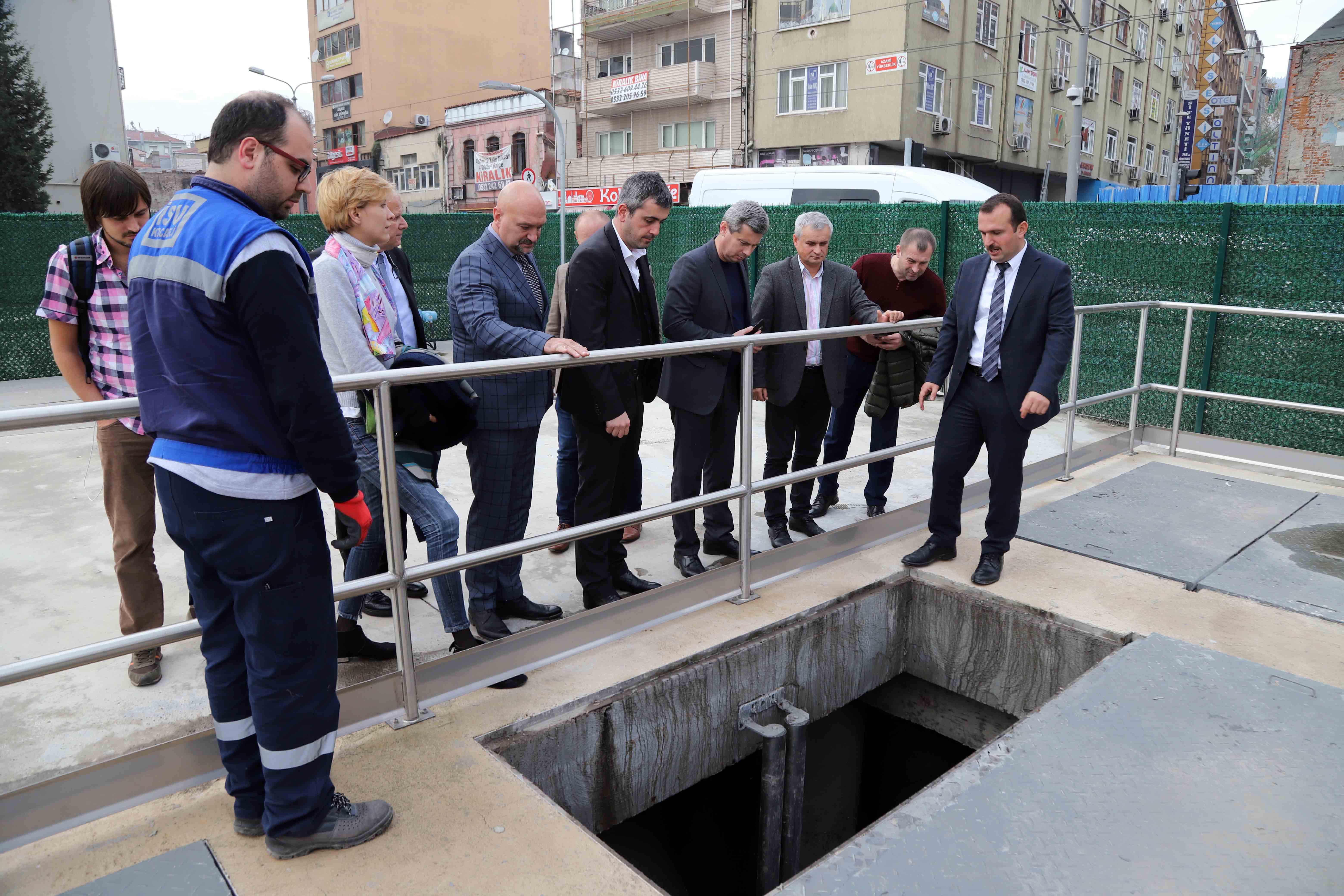   İSU’NUN DENİZ AŞIRI MİSAFİRLERİ:UKRAYNA KİEV BELEDİYESİNE TECRÜBE PAYLAŞIMI