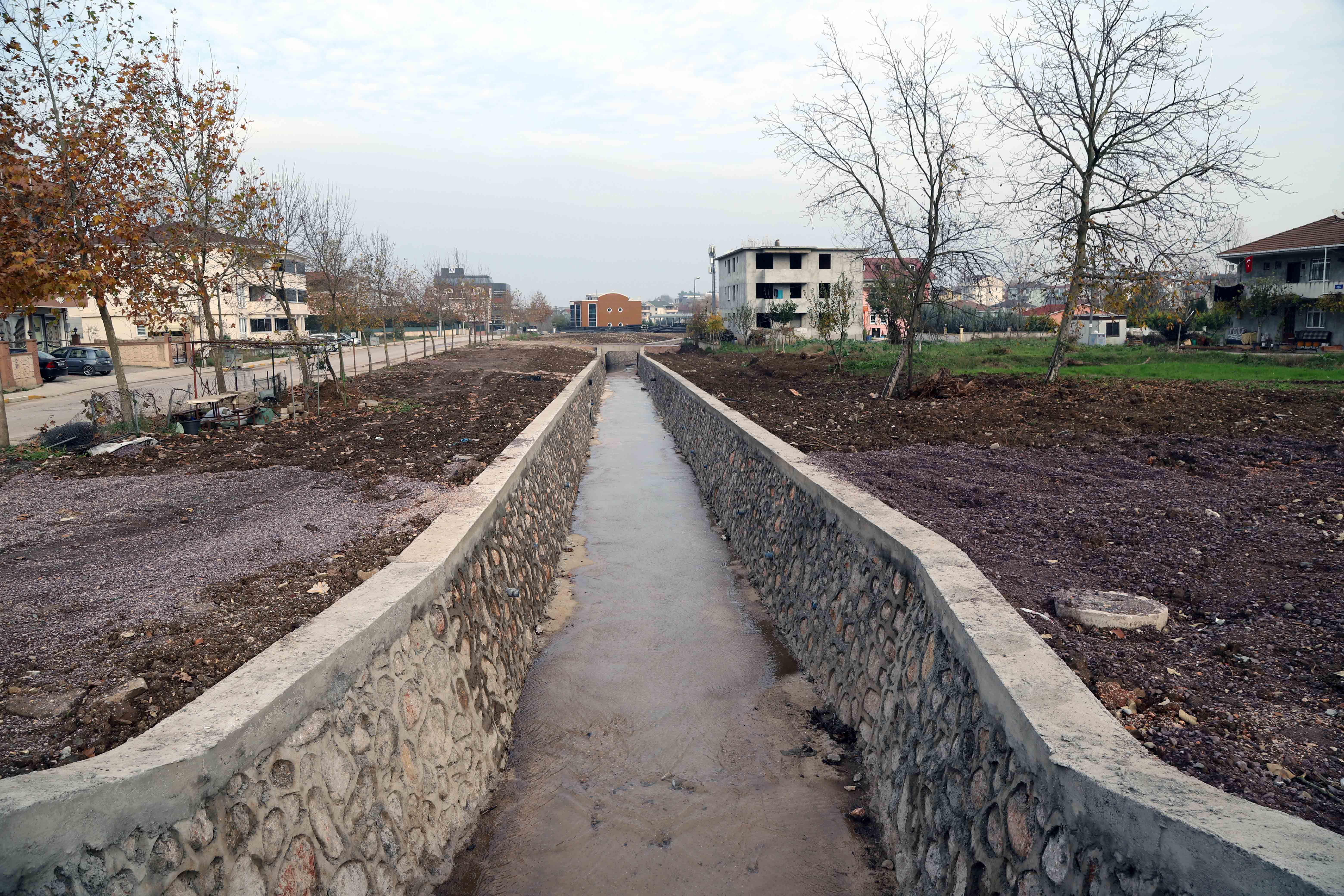 BAŞİSKELE İLÇESİNDE ALTYAPI ÇALIŞMALARI SÜRÜYOR