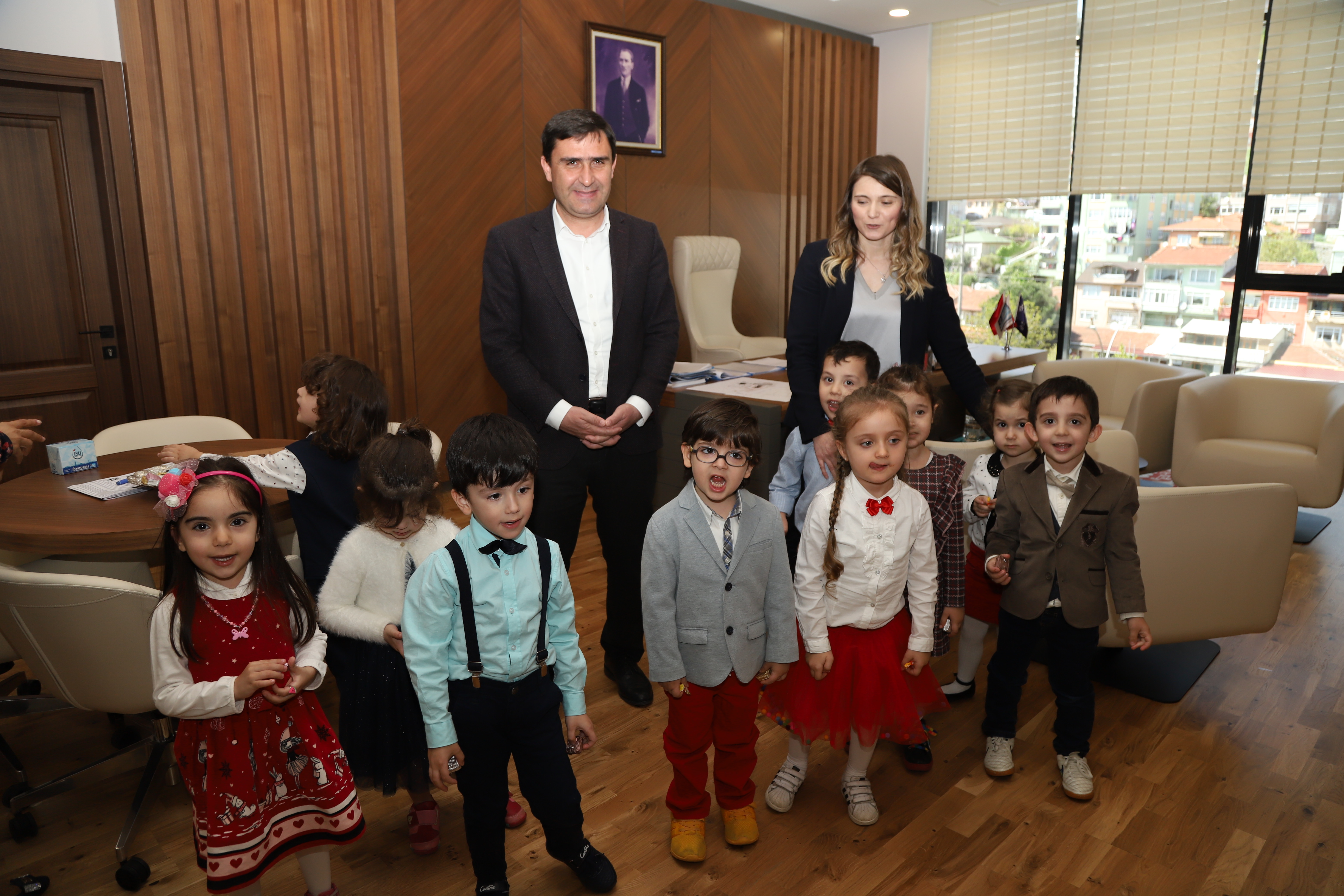 İSU’DA 23 NİSAN ETKİNLİKLERİ:GENEL MÜDÜR ALİ SAĞLIK, ANAOKULU ÖĞRENCİLERİNİN BAYRAMINI KUTLADI.   