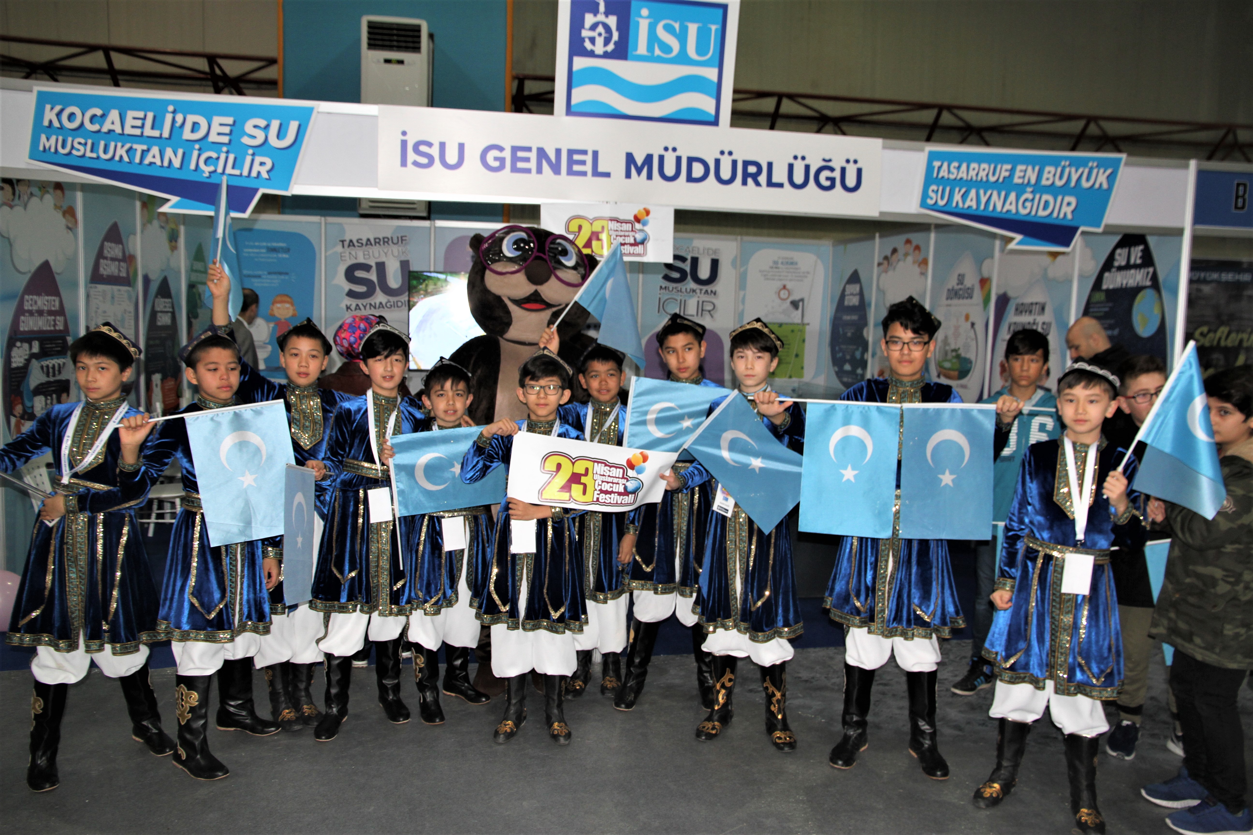 İSU’DA 23 NİSAN ETKİNLİKLERİ:GENEL MÜDÜR ALİ SAĞLIK, ANAOKULU ÖĞRENCİLERİNİN BAYRAMINI KUTLADI.   