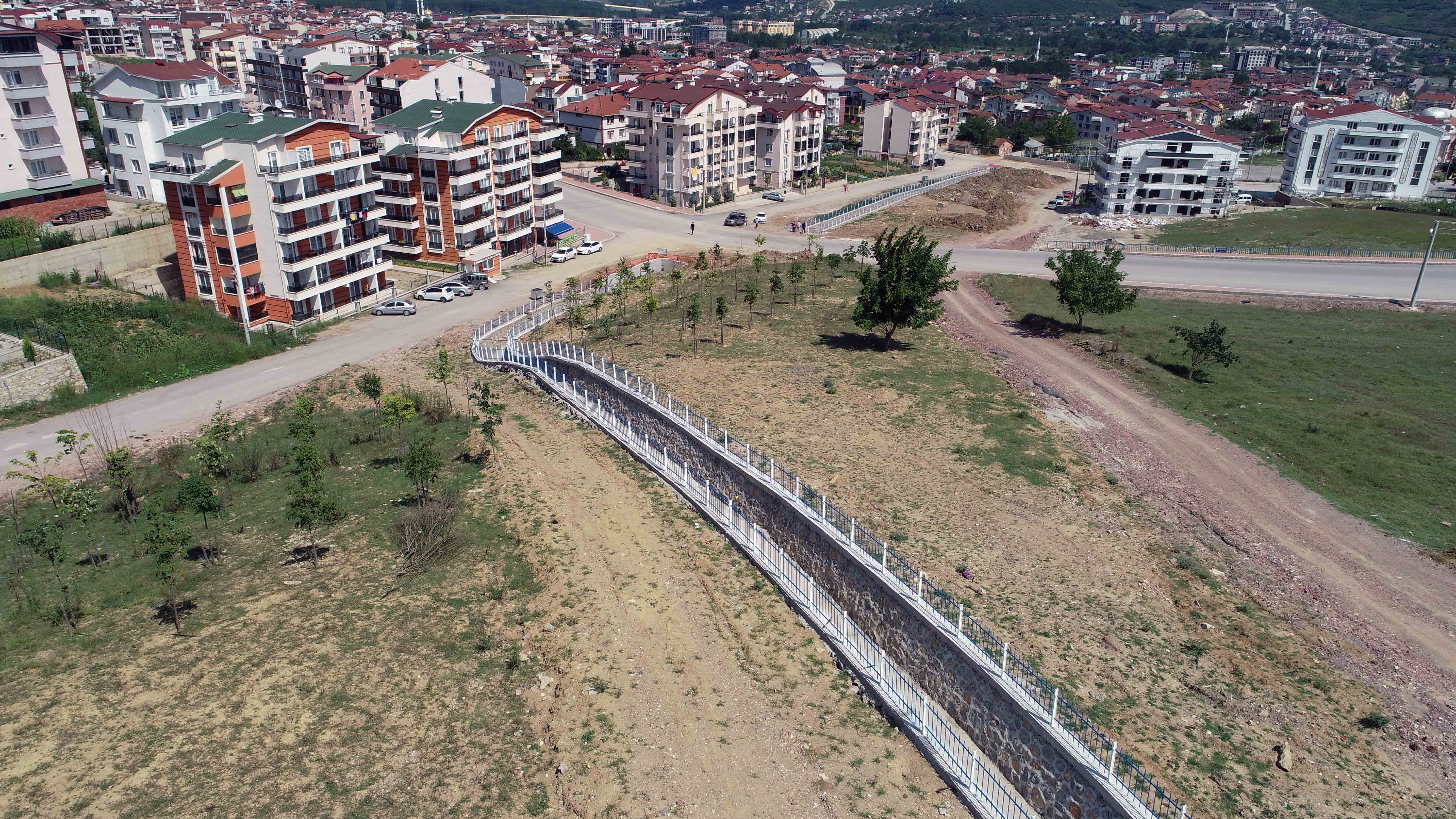 ISLAH EDİLEN DERELER DÜZENLİ AKIYOR, TEHDİT OLUŞTURMUYOR