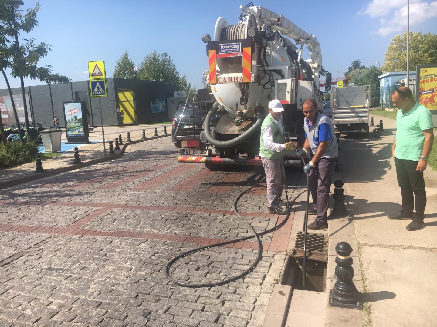 MENFEZ VE MAZGALLARDA GENİŞ ÇAPLI TEMİZLİK