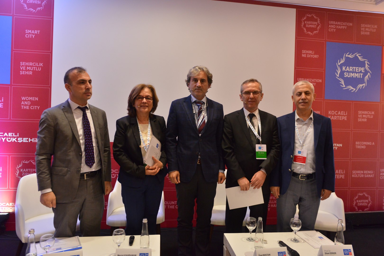 MUTLU ŞEHRİN OLMAZSA OLMASI;ÇEVRE TEMİZLİĞİ