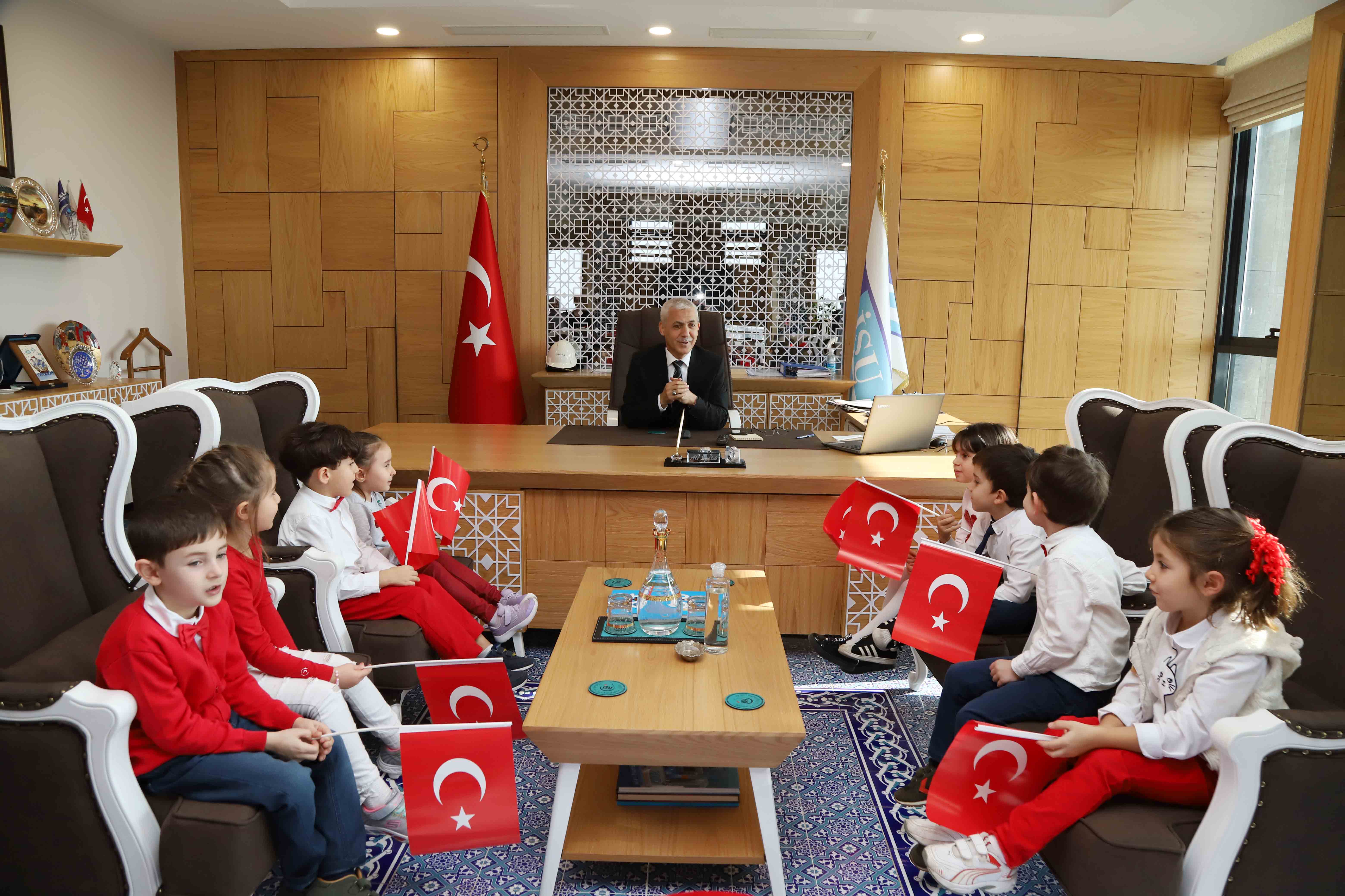 GENEL MÜDÜR ALİ SAĞLIK,  İSU ANAOKULU ÖĞRENCİLERİ İLE 29 EKİM’İ KUTLADI