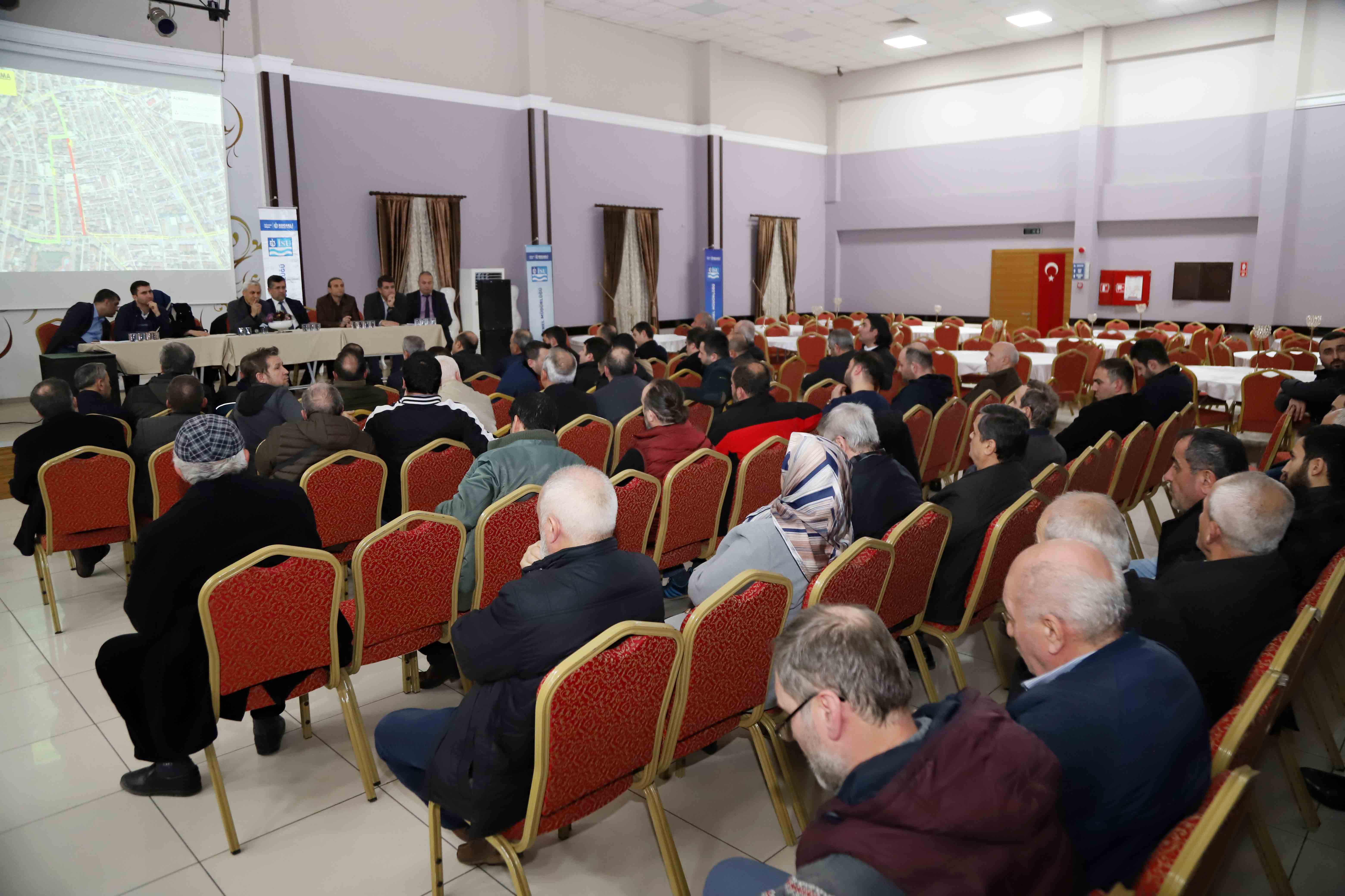 İZMİT’TE ALTYAPI ÇALIŞMALARI İÇİN BİLGİLENDİRME TOPLANTISI DÜZENLENDİ