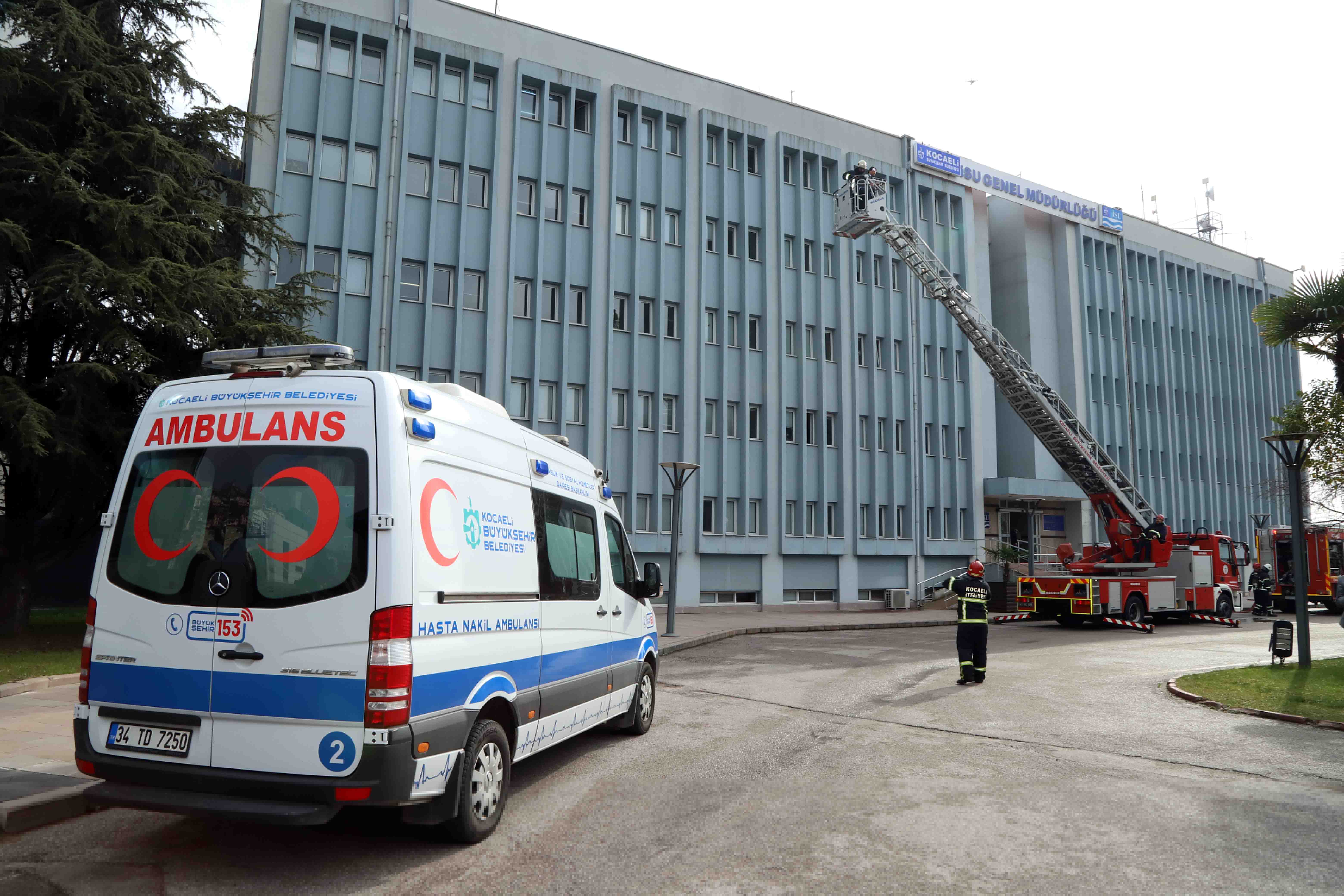 İSU GENEL MÜDÜRLÜĞÜ’NDE GERÇEĞİ ARATMAYAN AFET TATBİKATI