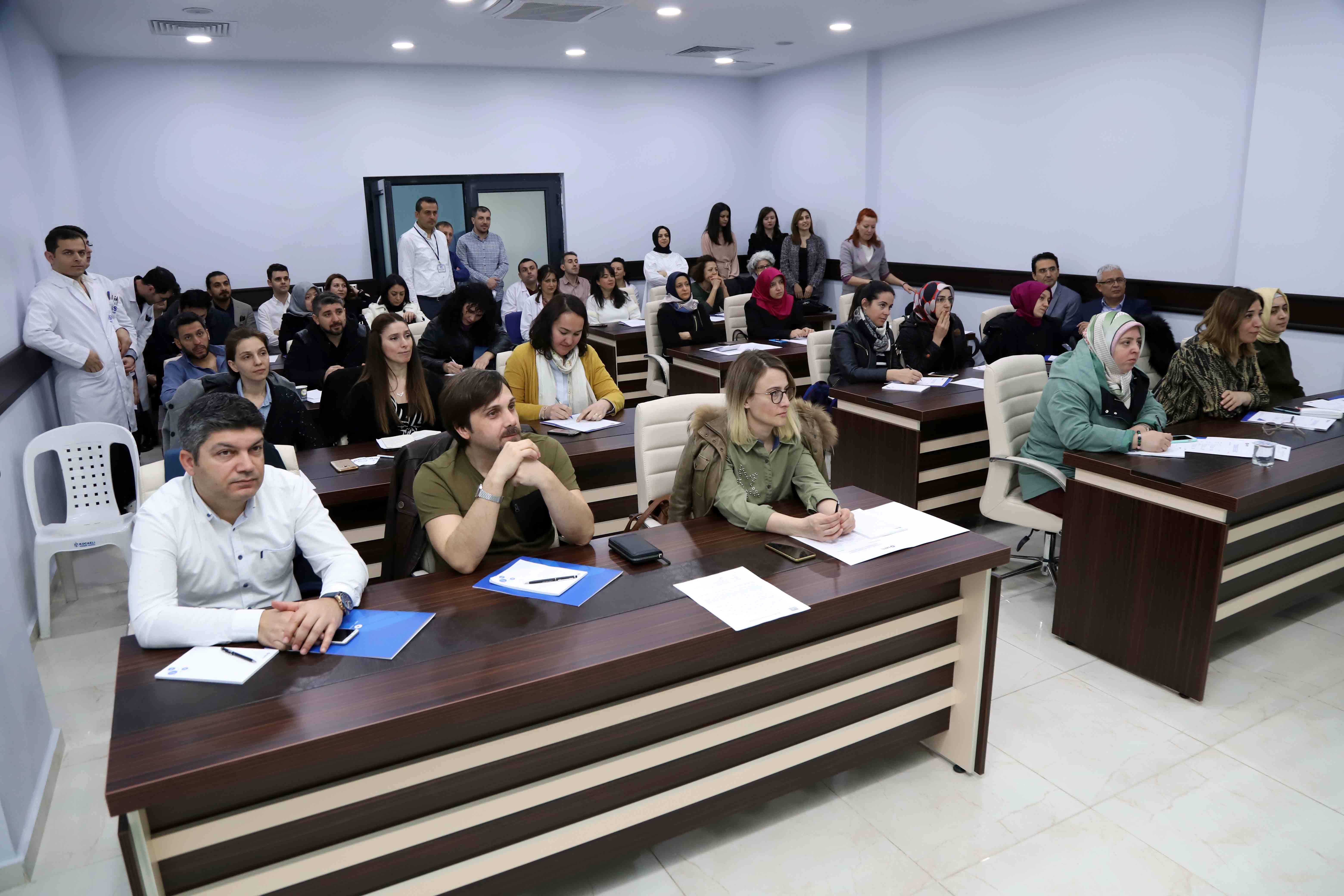 İSU LABORATUVAR MERKEZİ TOPLANTIYA EV SAHİPLİĞİ YAPTI