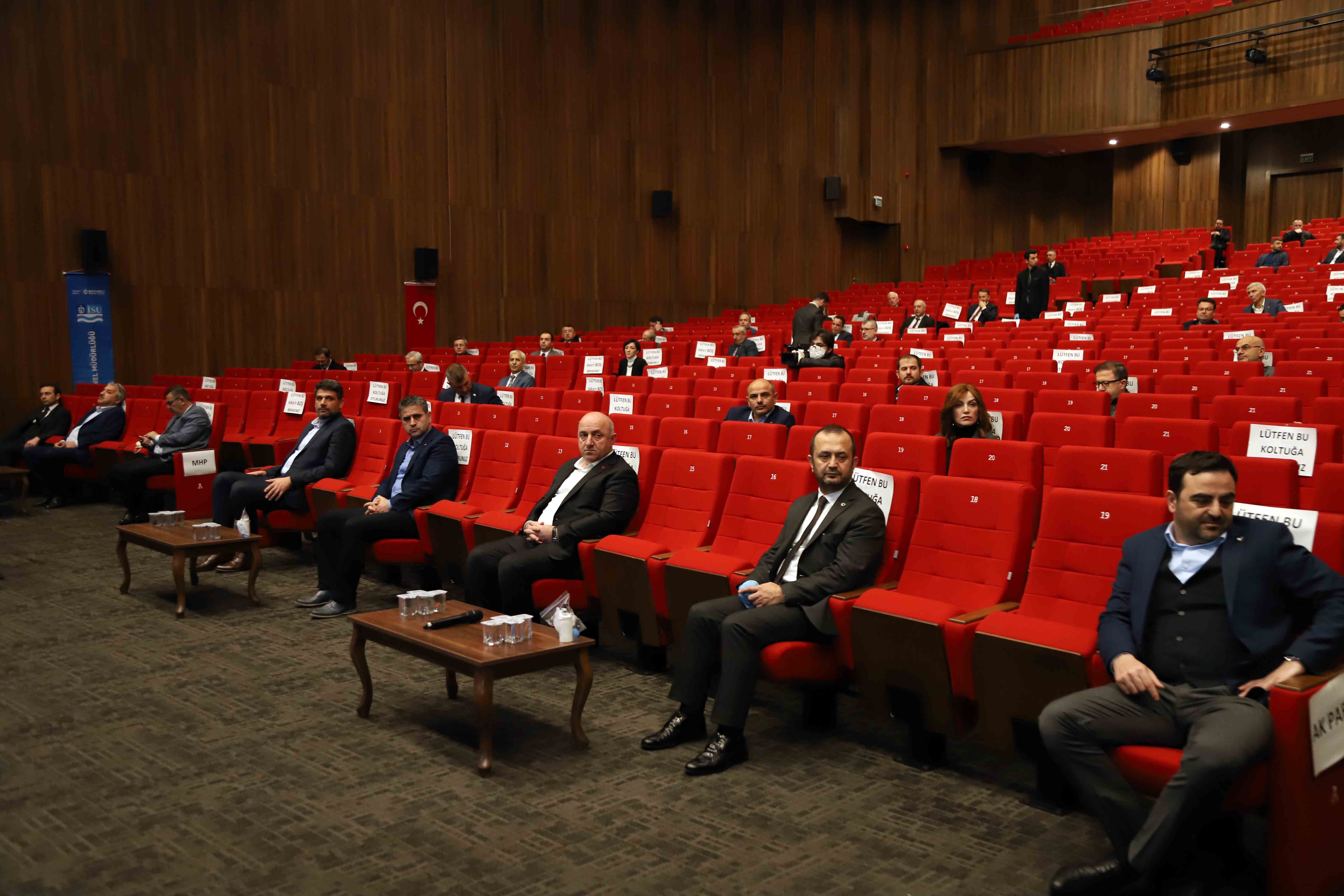 OLAĞANÜSTÜ GENEL KURUL YAPILDI: KADEMELİ SU TARİFESİ VE FİYAT ARTIŞI ERTELENDİ