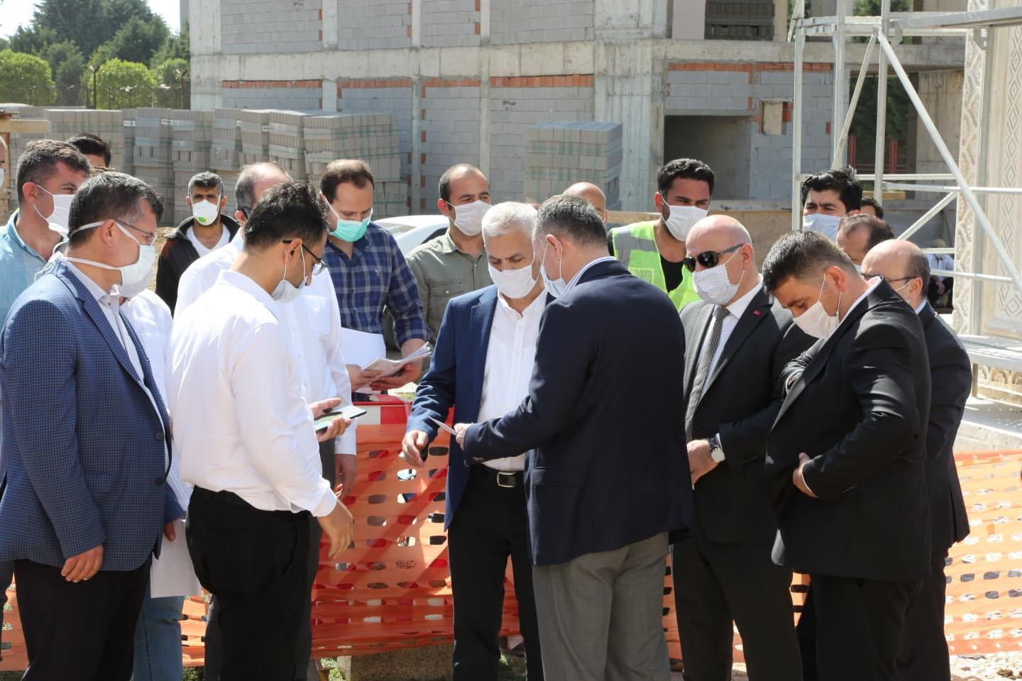 BAŞKAN BÜYÜKAKIN, ‘’DARICA'DA ALTYAPI SORUNUNU ÇÖZÜYORUZ’’