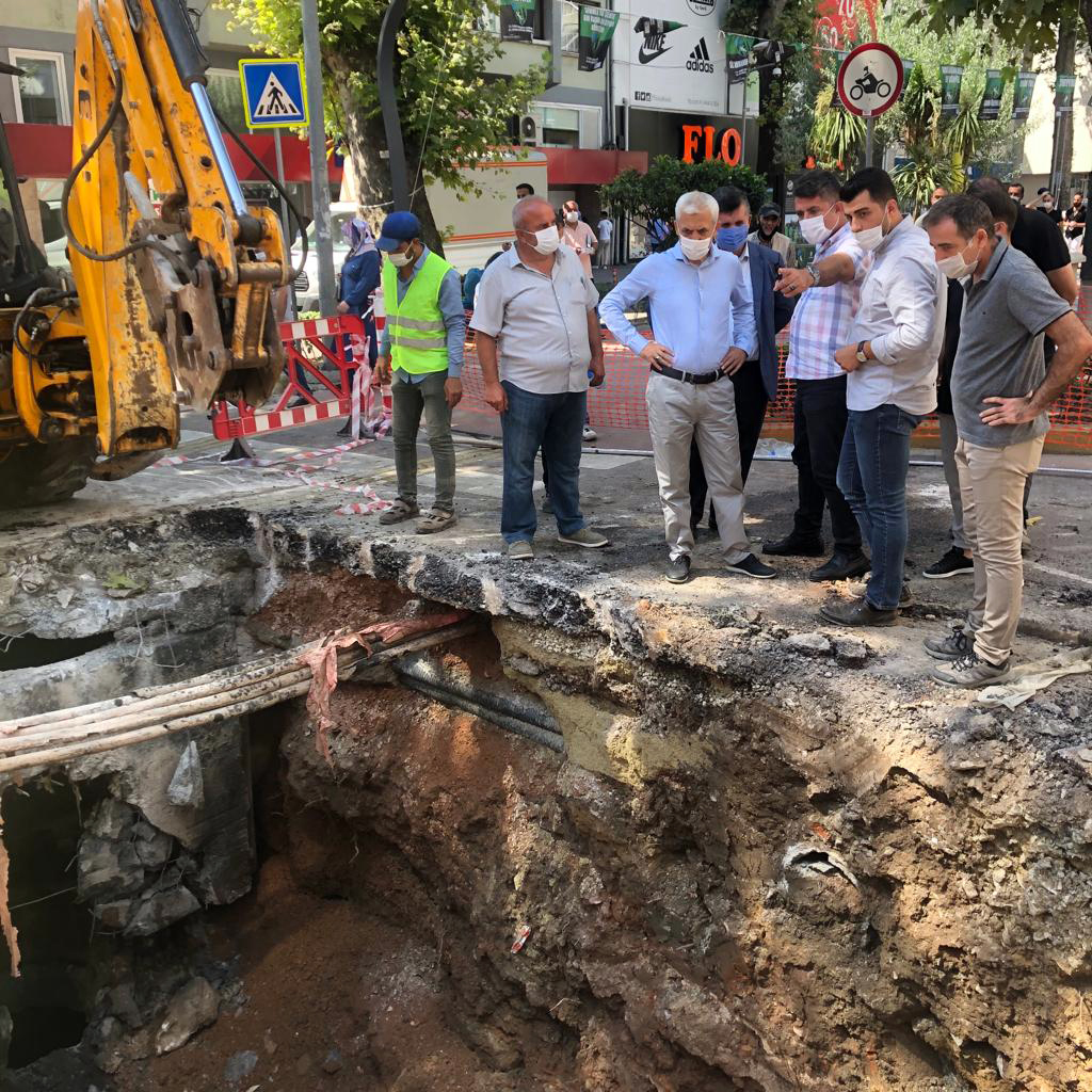     BAŞKAN BÜYÜKAKIN ; ”HEDEFİMİZ MODERN VE SAĞLIKLI ALTYAPI İLE SIFIR PROBLEM”