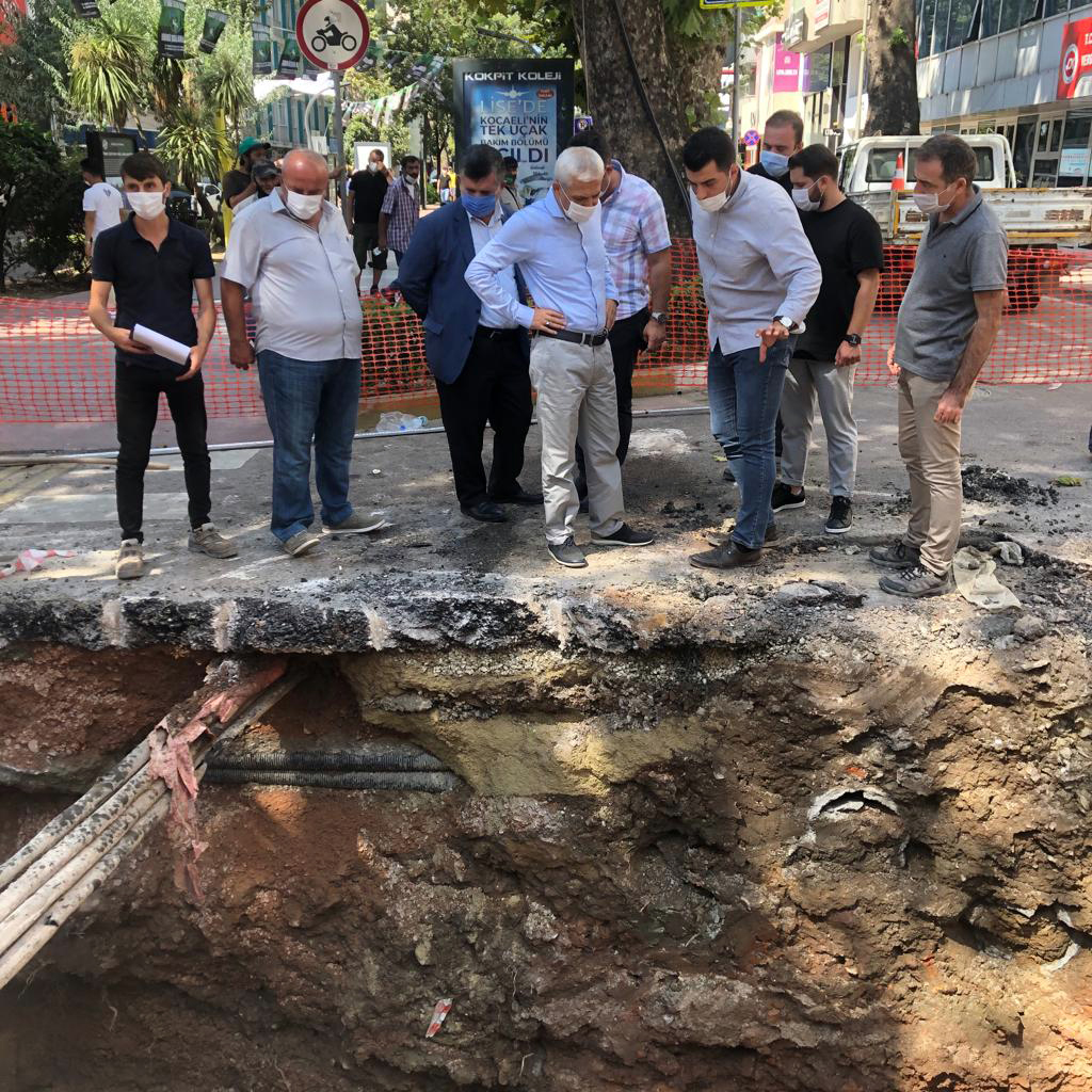     BAŞKAN BÜYÜKAKIN ; ”HEDEFİMİZ MODERN VE SAĞLIKLI ALTYAPI İLE SIFIR PROBLEM”