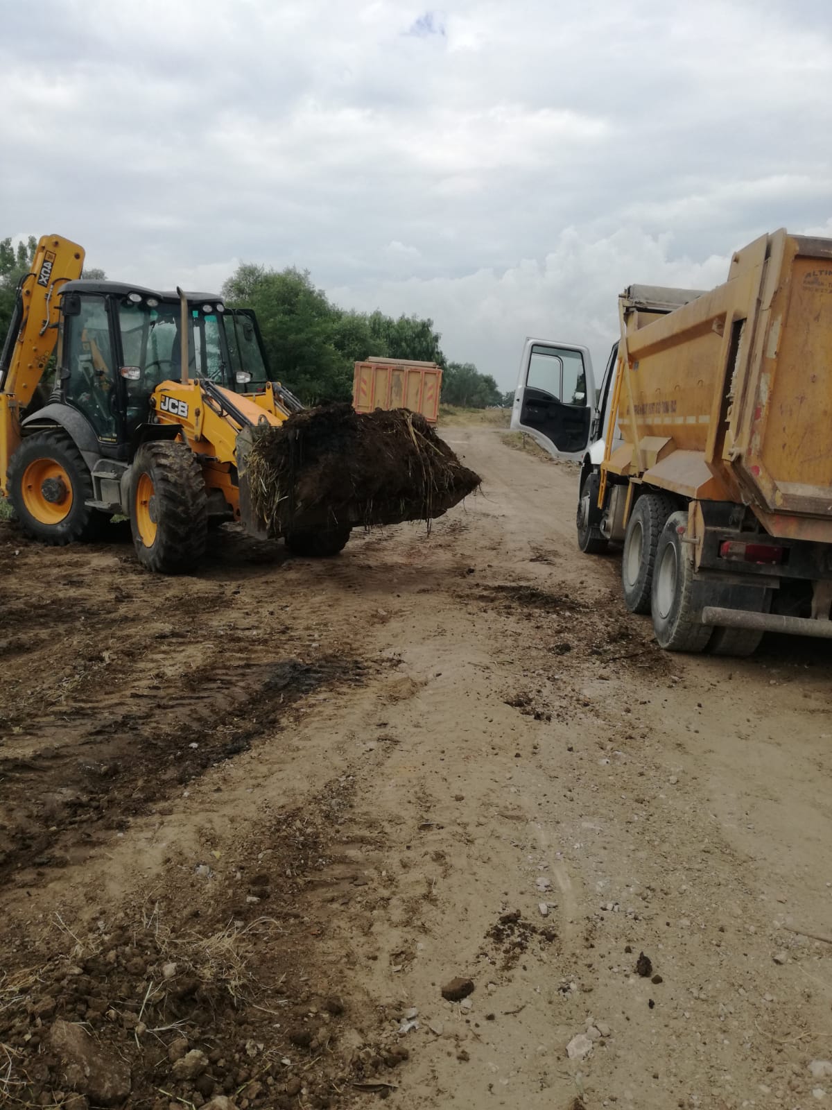 KOCAELİ'DE DERE TEMİZLİĞİ ÇALIŞMALARI ARALIKSIZ SÜRÜYOR