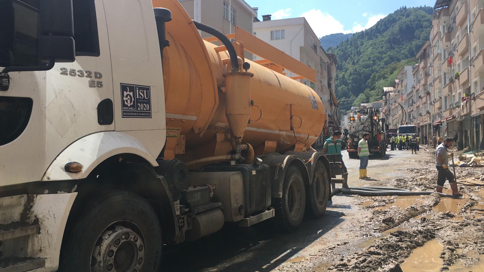 BÜYÜKŞEHİR'DEN GİRESUN'A YARDIM ELİ