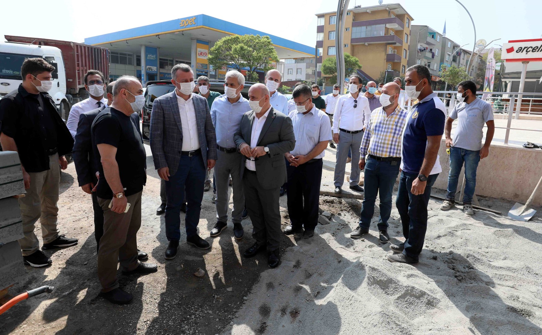 BAŞKAN BÜYÜKAKIN, ‘’AŞIROĞLU CADDESİ’NDE TEMPO  DAHA DA YÜKSELECEK’’