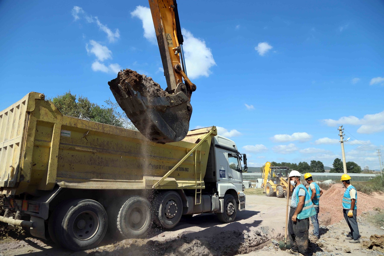 KÖRFEZ SEVİNDİKLİ MAHALLESİ'NE SAĞLIKLI ALTYAPI