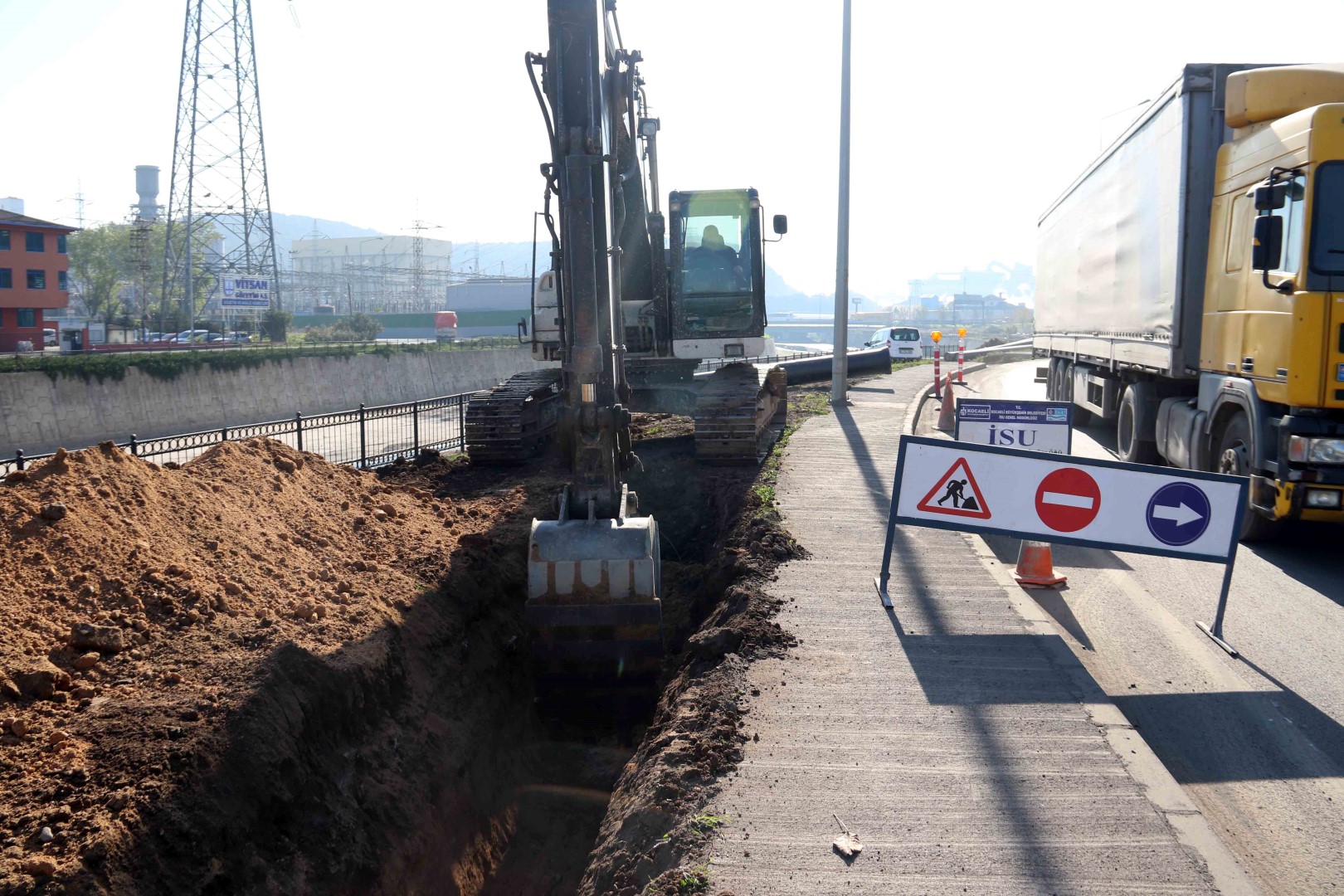 DİLOVASI LİMAN CADDESİ’NDEKİ ALTYAPI ÇALIŞMASI TAMAMLANDI