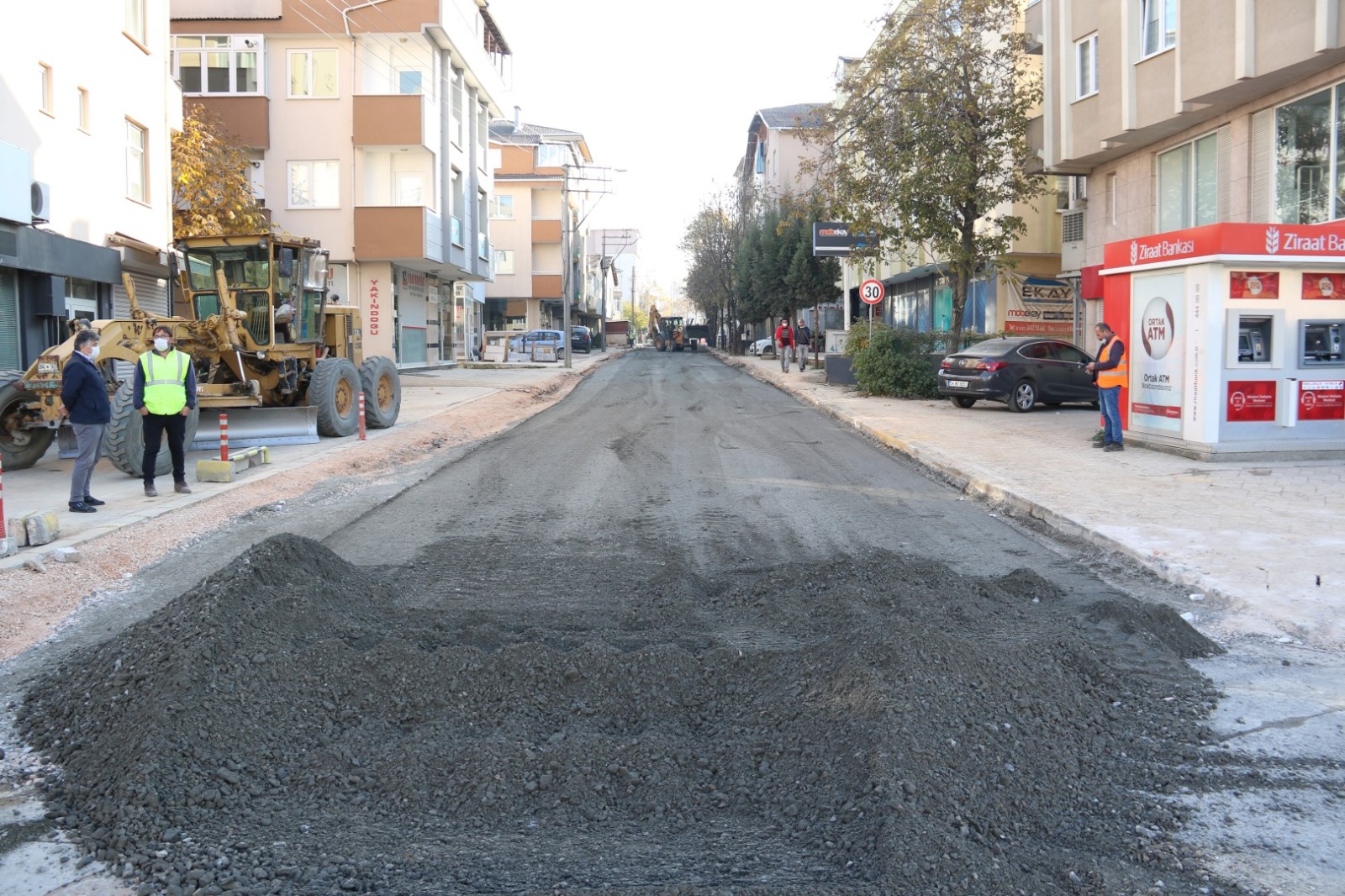 HAFTA SONUNDA GEBZE VE DİLOVASI YOLLARI ASFALTLANDI