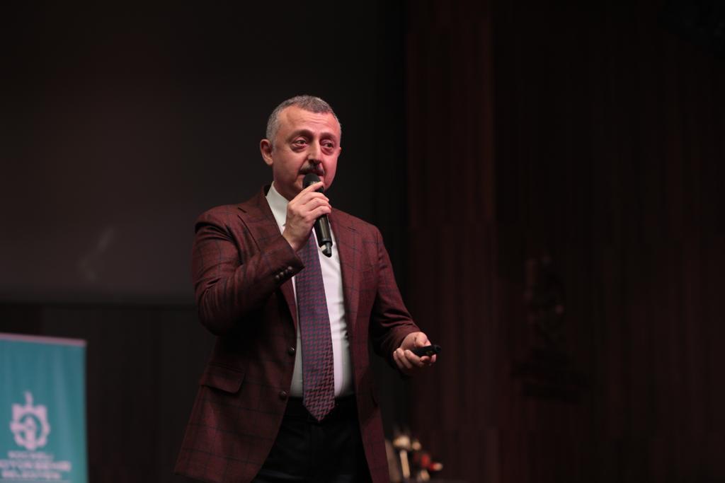 Büyükşehir’den pandemide 238,6 milyonluk destek