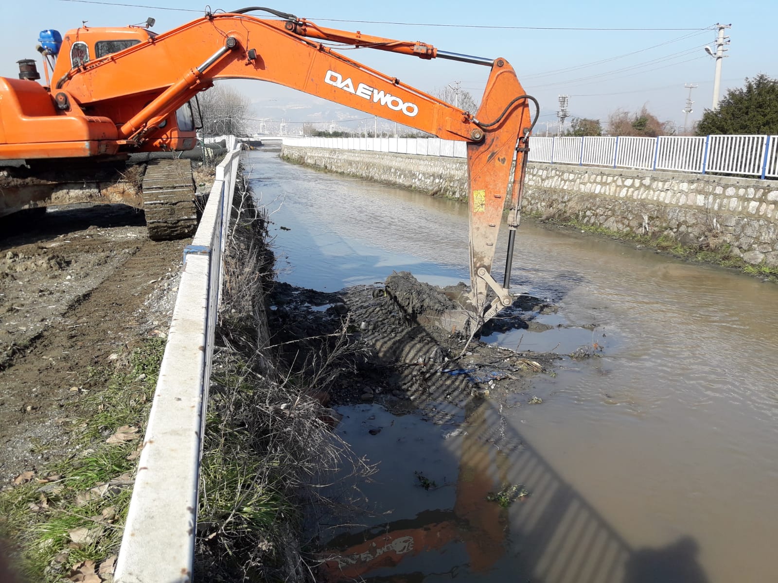 KOCAELİ’DE 2020 YILINDA  337 KM DERE TEMİZLİĞİ YAPILDI